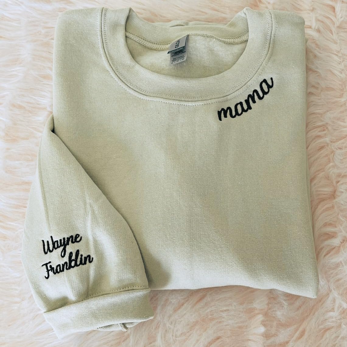 Embroidered Custom Sweatshirt Mama Shirt, PersonalizedMama Crewneck Sweatshirt With Kid Names On Sleeve Gift for Mom - Image 5
