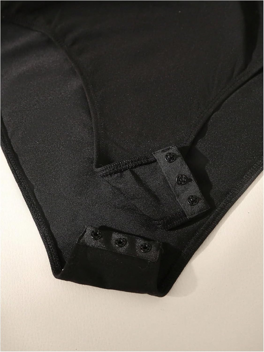 SweatyRocks Women's Lace Twist Front Bodysuit Long Sleeve V Neck Trim Leotard Fitted Going Out Tee Tops - Image 5