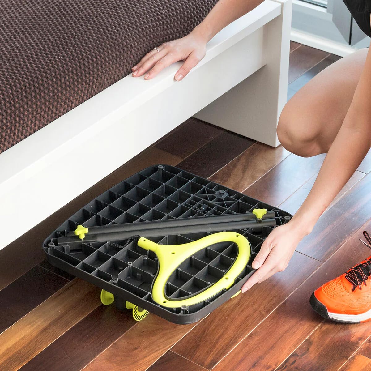 InnovaGoods Piattaforma Fitness Multifunzione - Glutei e Gambe, con Manuale Esercizi, Rafforza Tono Muscolare, Design Compatto, Nero/Giallo, Metallo PVC Gomma