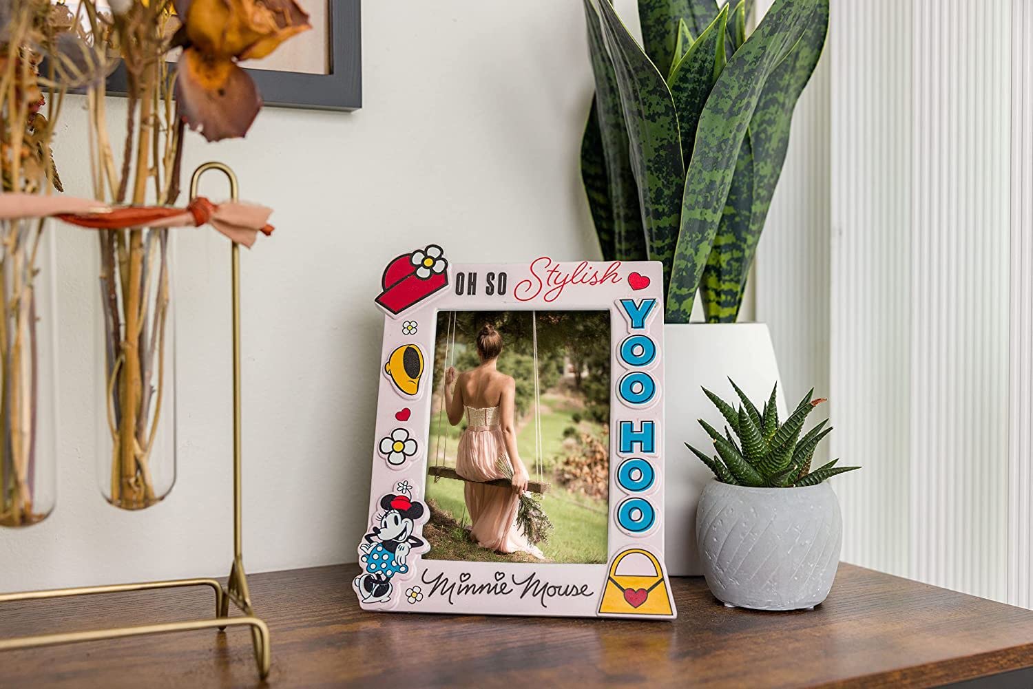 Silver Buffalo Disney Vintage Minnie Mouse Yoo Hoo Oh So Stylish Photo Picture Frame, Pink, 10,2 x 15,2 cm