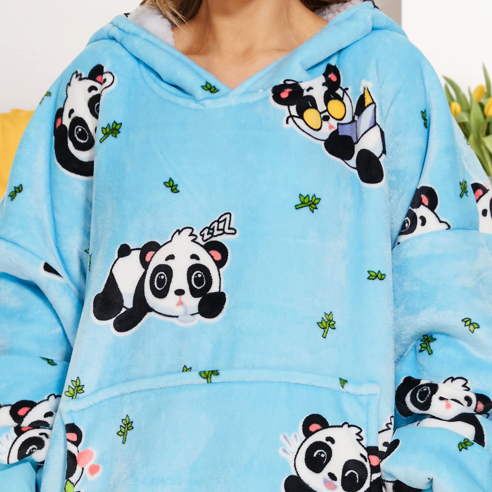 THREE POODLE Sweat à Capuche Femme, Couverture à Capuche Surdimensionnée, Poncho Polaire Pull Plaide Pelucheux en Sherpa pour Femme, Hommes et Adultes