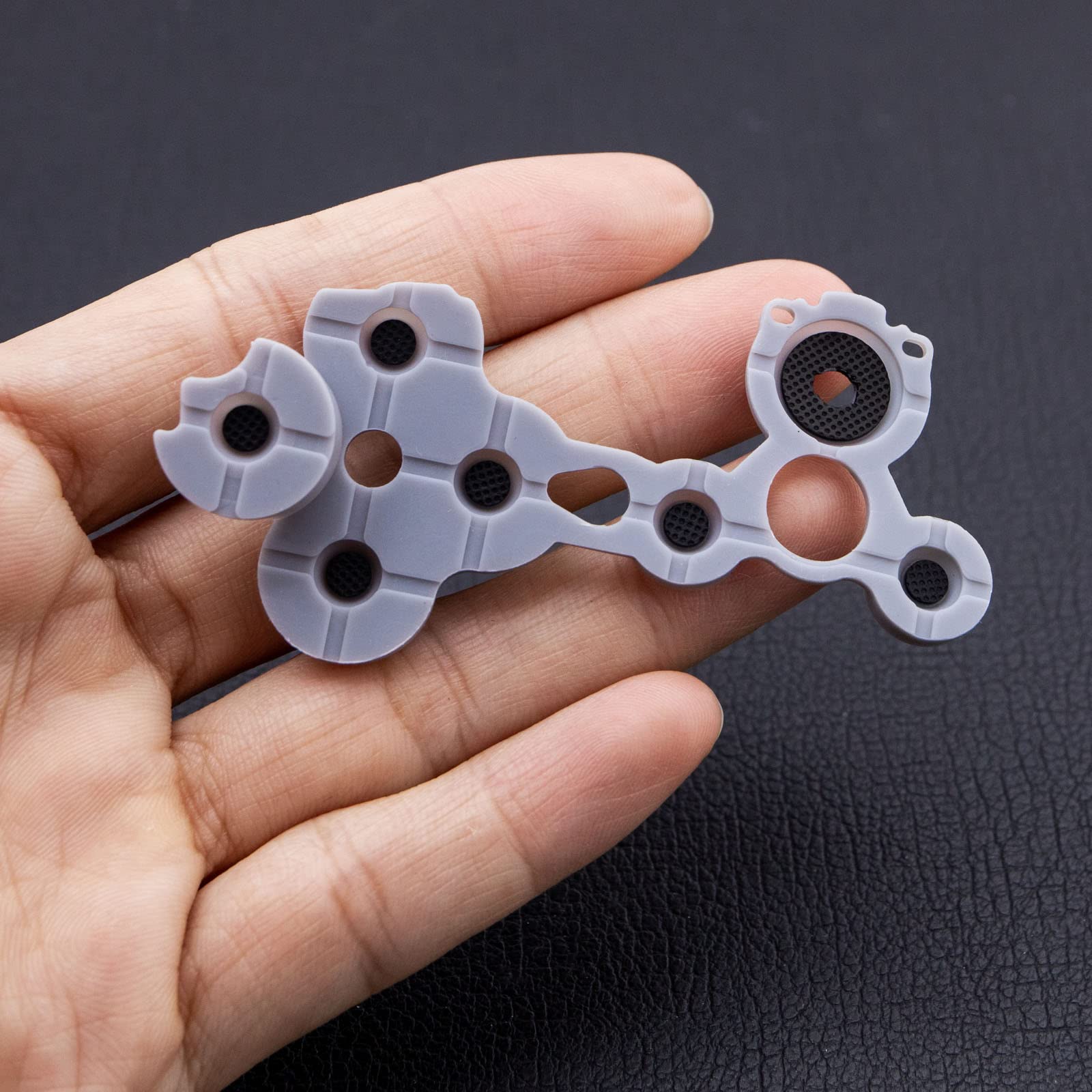 ECSiNG 4 almohadillas de botón de silicona conductoras de repuesto para botones compatibles con Xbox One S y Elite Controller