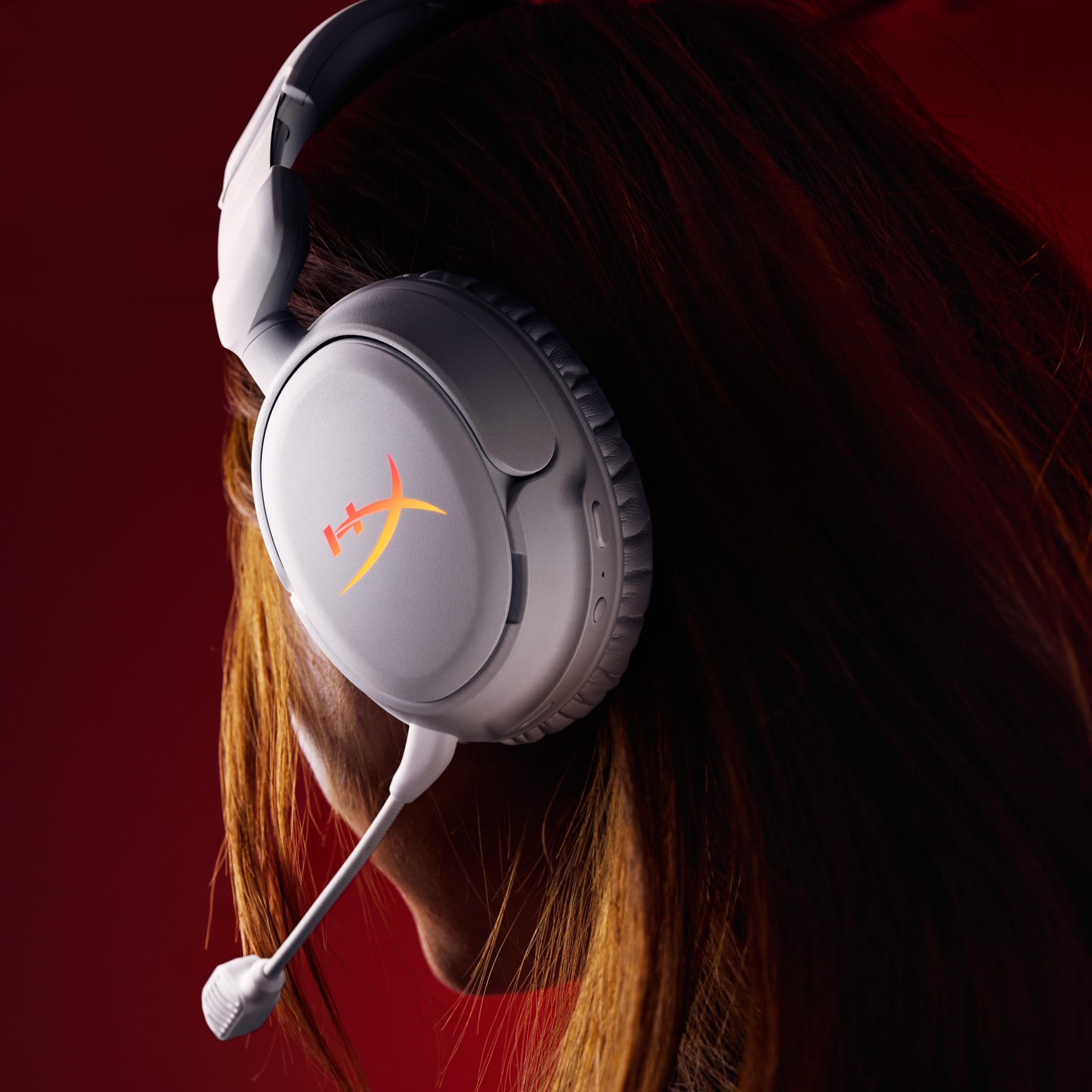 HyperX Cloud Flight 2 Casque de Gaming sans Fil, lumières RVB Personnalisables, Batterie 100 Heures, Dual Wireless 2,4 GHz et Bluetooth, Instant Pair, PC/PS/Switch/Mobile, Blanc