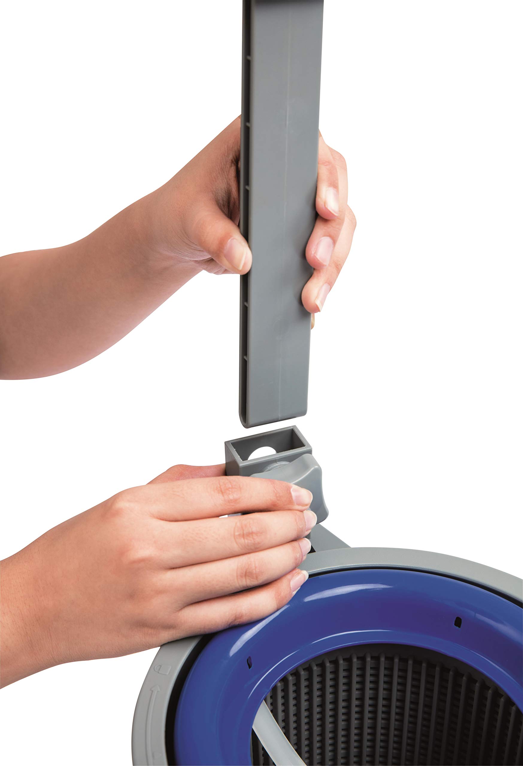 Bestway 58237 Kit d'entretien deluxe avec Skimmer de Surface, Tête de Balai Aspirateur, Tuyau 7,5 M et Épuisette