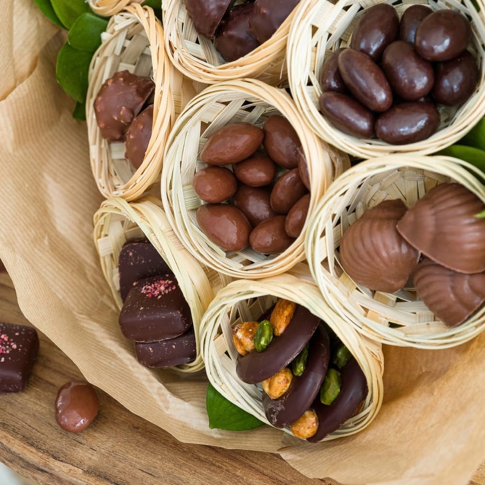 CHOCOLATS LOUIS - Chocolat a Offrir Français et Artisanal - Bouquet 285 g - Panier Gourmand - Coffret Cadeau Anniversaire Mamie Fete des grands meres Paques