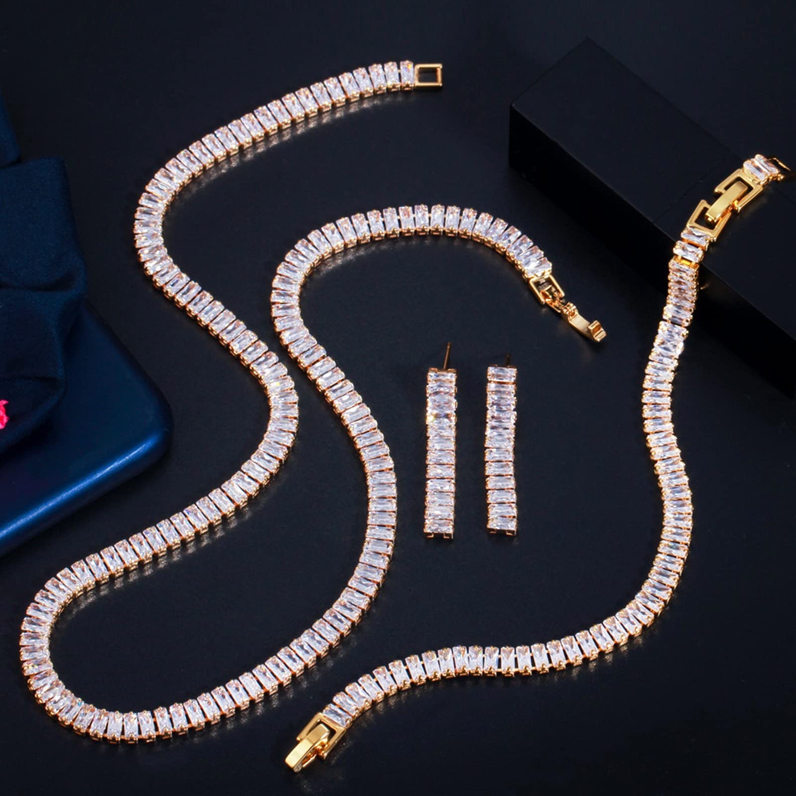 Gioielli 3 Pezzi Color Argento zirconi cubici per Donna Festa Nuziale Set di bigiotteria da Sposa Accessori Regalo