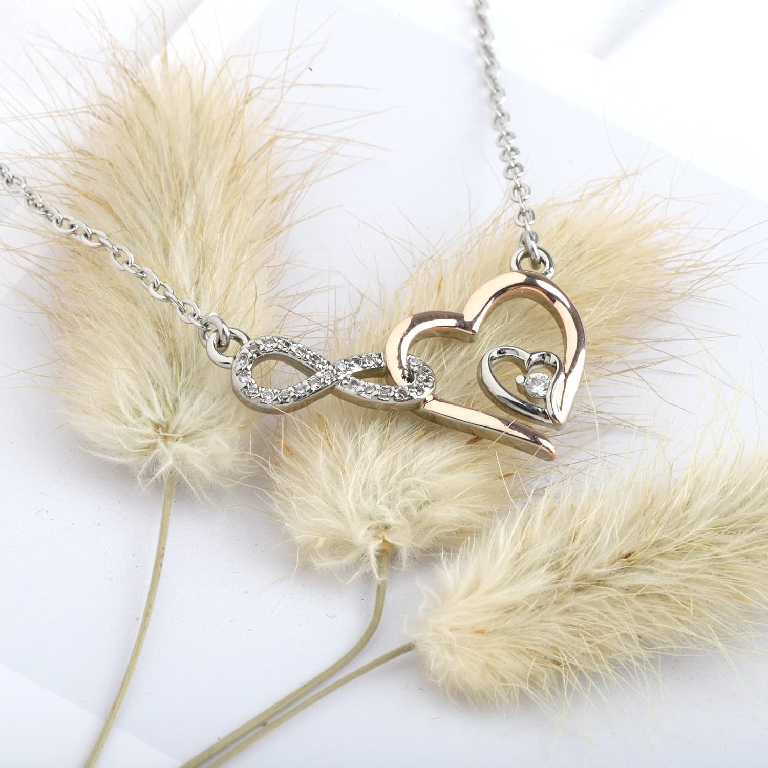 UJIMS Infinity Heart Twin Sister Pendant Necklace - Birthday Jewelry for Big Sister, Bride Gifts