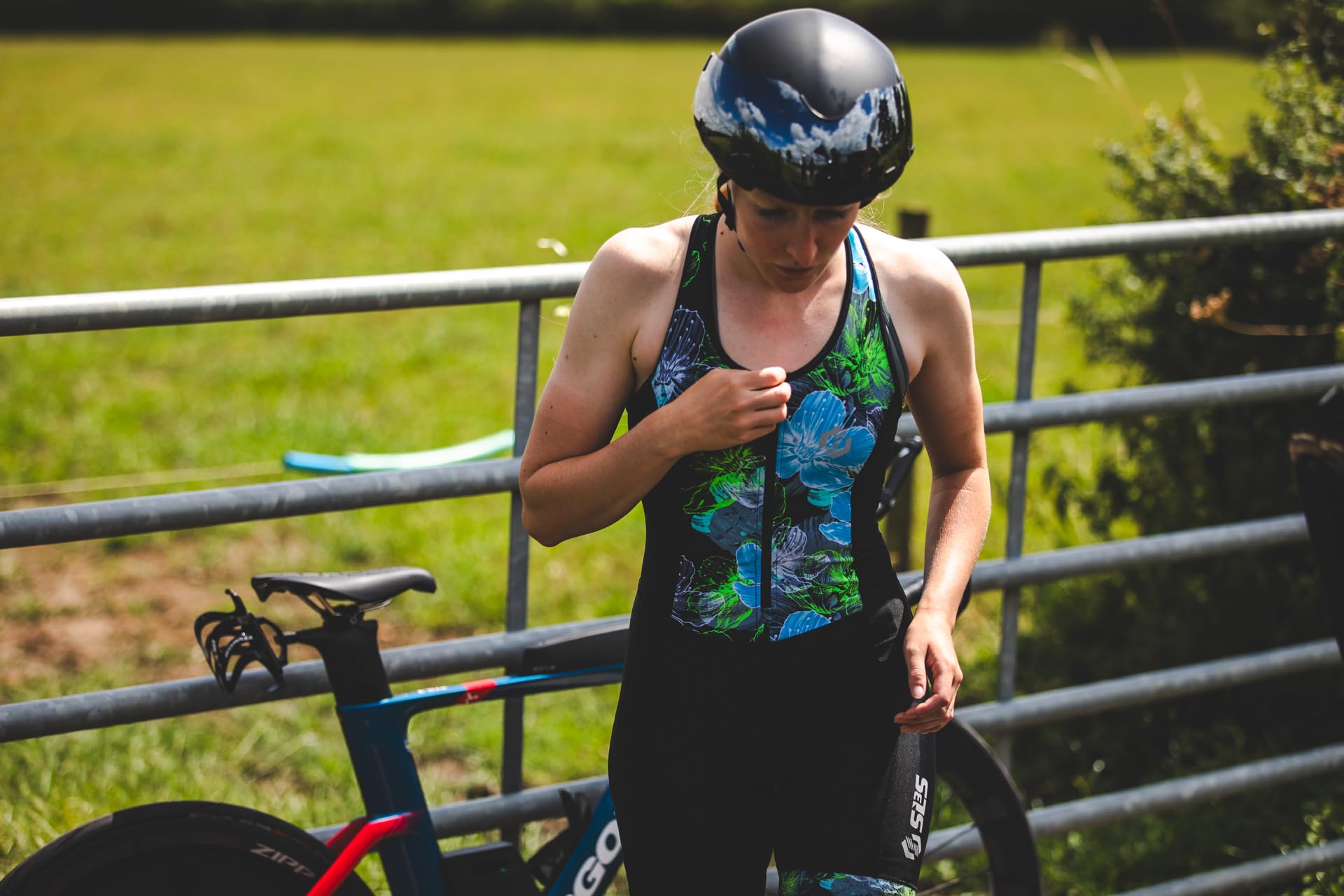 SLS3 Kostiumy triathlonowe damskie - jednoczęściowy trójczęściowy kombinezon damski - Pro damski strój triathlonowy - Premium Trisuit, bez półki biustonosz