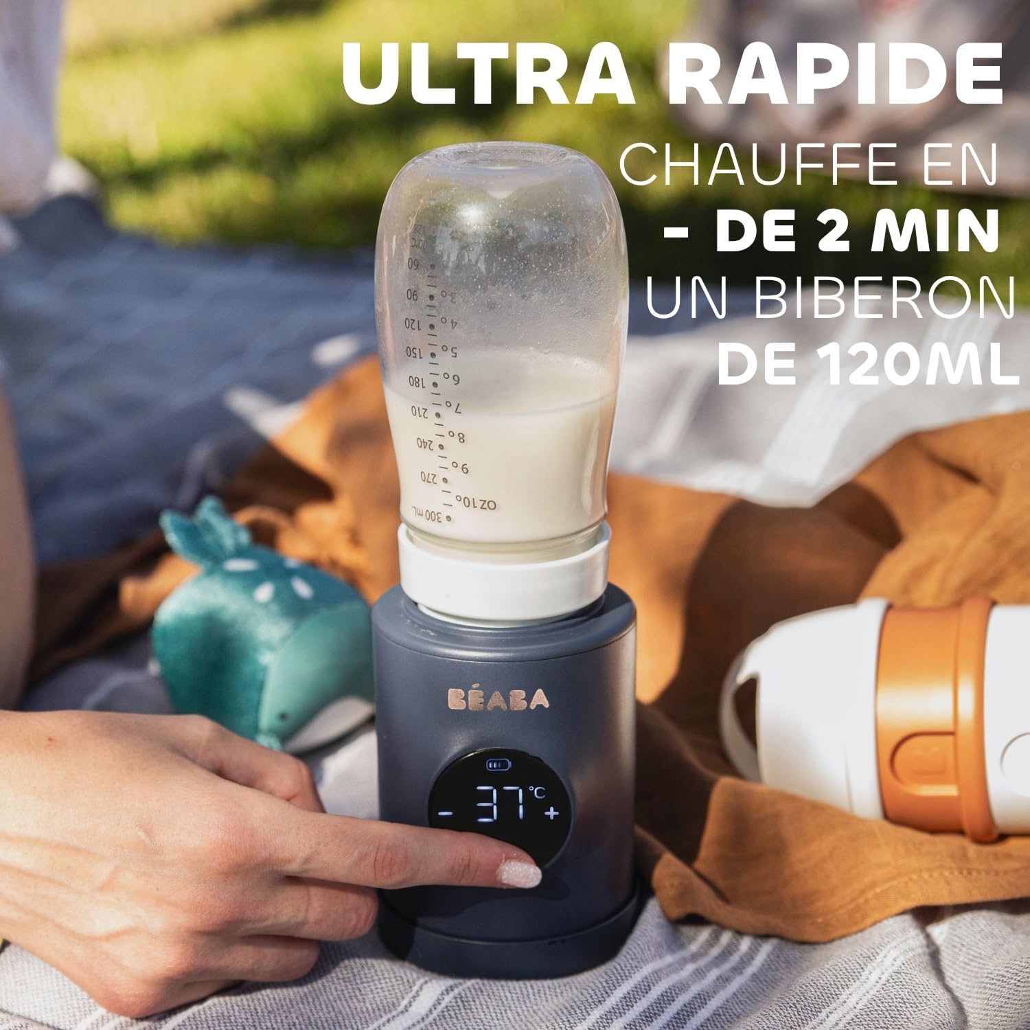 BÉABA - Milk Nomad - Chauffe-Biberon Nomade Ultra-Rapide sur Batterie – Chauffe en -3 min, Température Réglable (21-49°C), Mélangeur Antigrumeaux Breveté, USB-C, Compact & Compatible Biberons