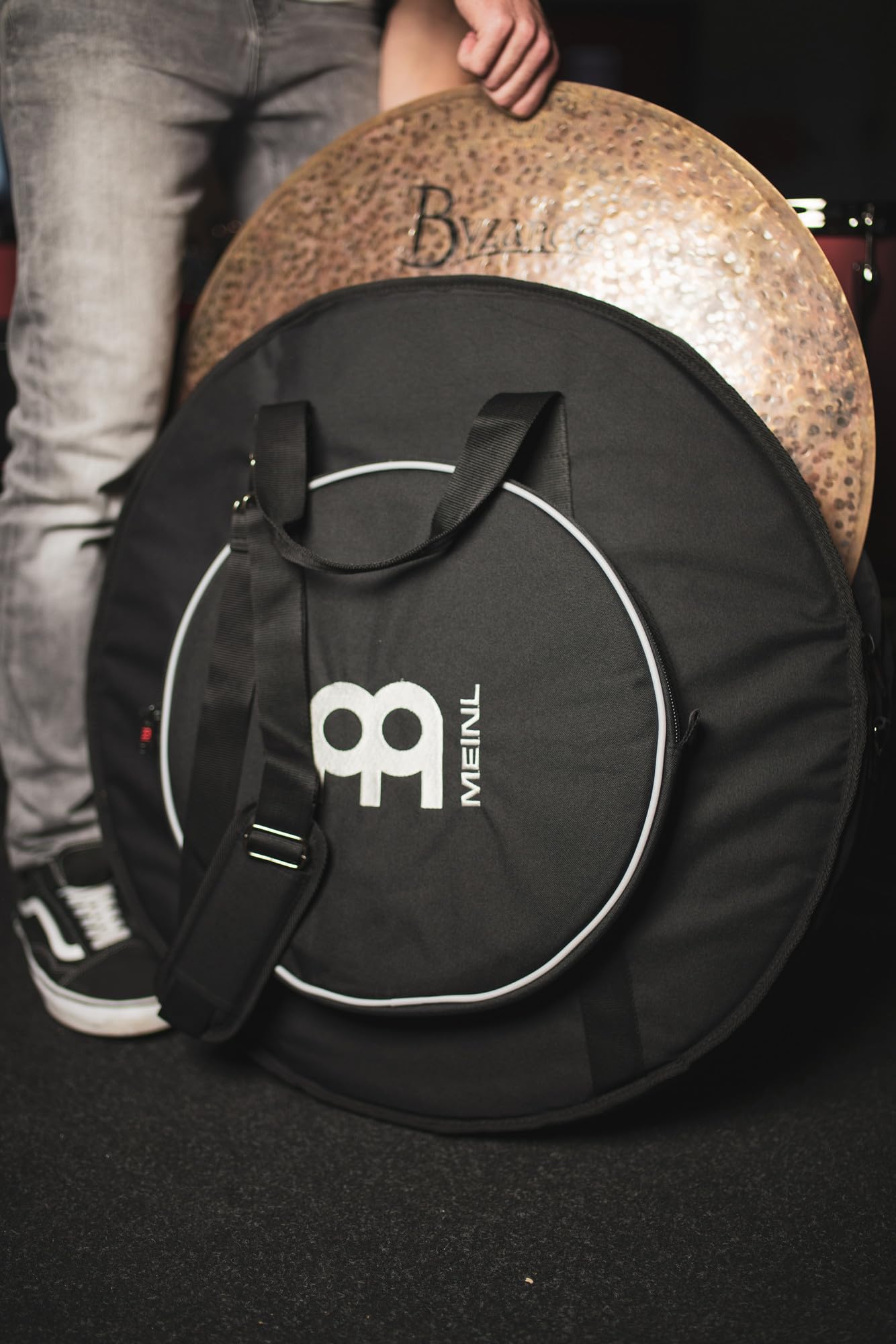 Meinl Cymbals 24 pollici Borsa Piatti Pro con Compartimento Hi-Hat, (60,96cm) per Batteria – Tessuto Resistente, Tracolle, Resistente Maniglia di Trasporto (MCB24)