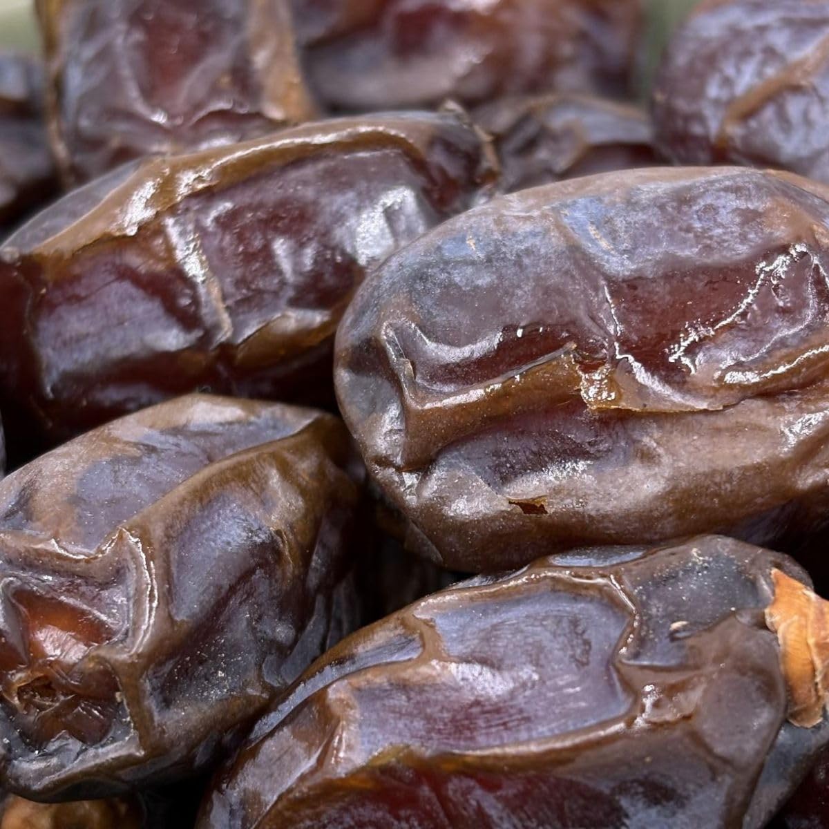 NULTHY 1kg - Dátiles Medjoul Premium ECO, Fruta Deshidratada Natural, Sin Azúcar Añadido, Textura Jugosa