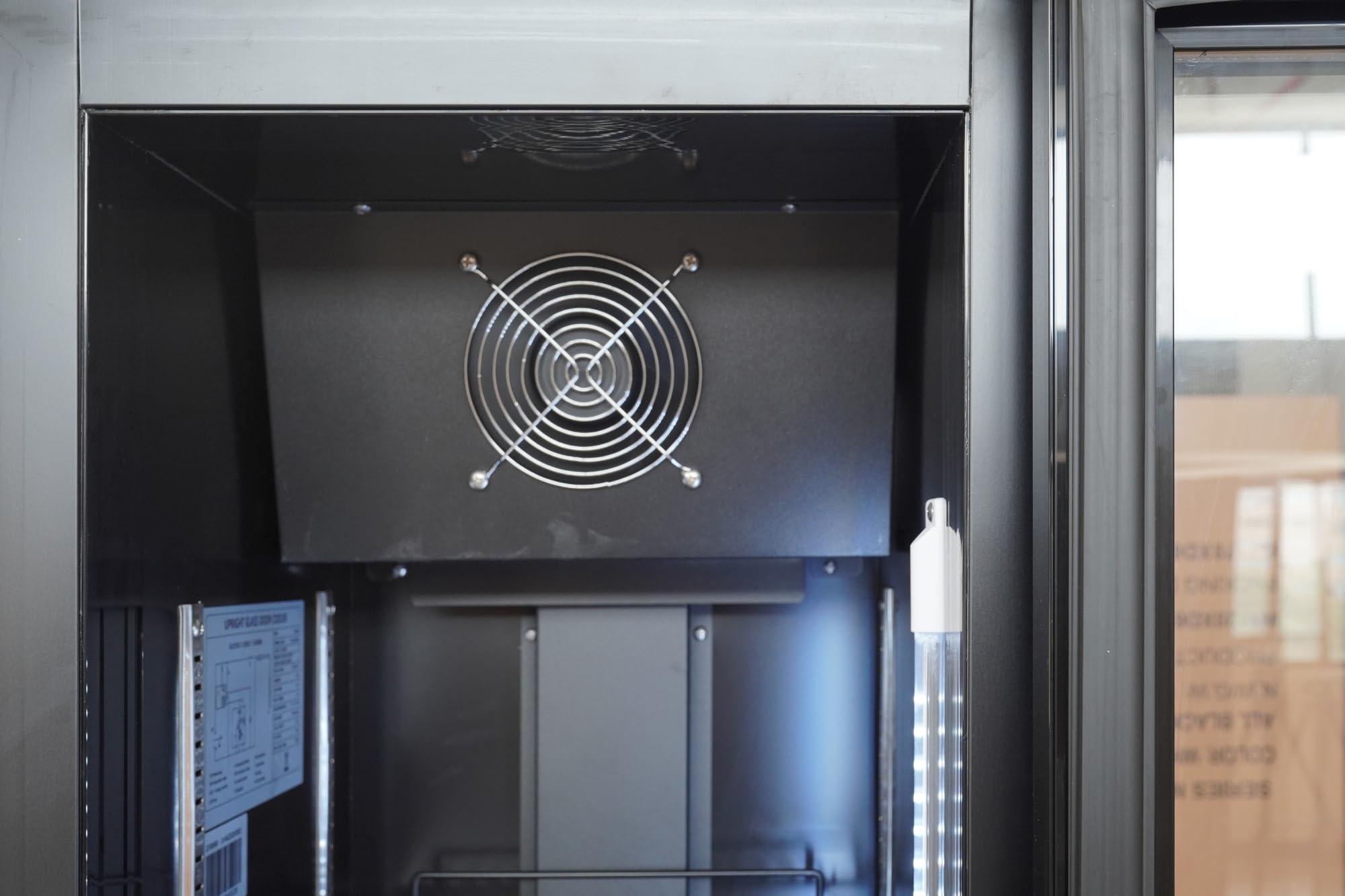 Armario Refrigerado Vertical Clase B, 290 Litros, Bajo Ruido 32 dB, LED Interior, Libre Instalación, 635x620x1995 mm