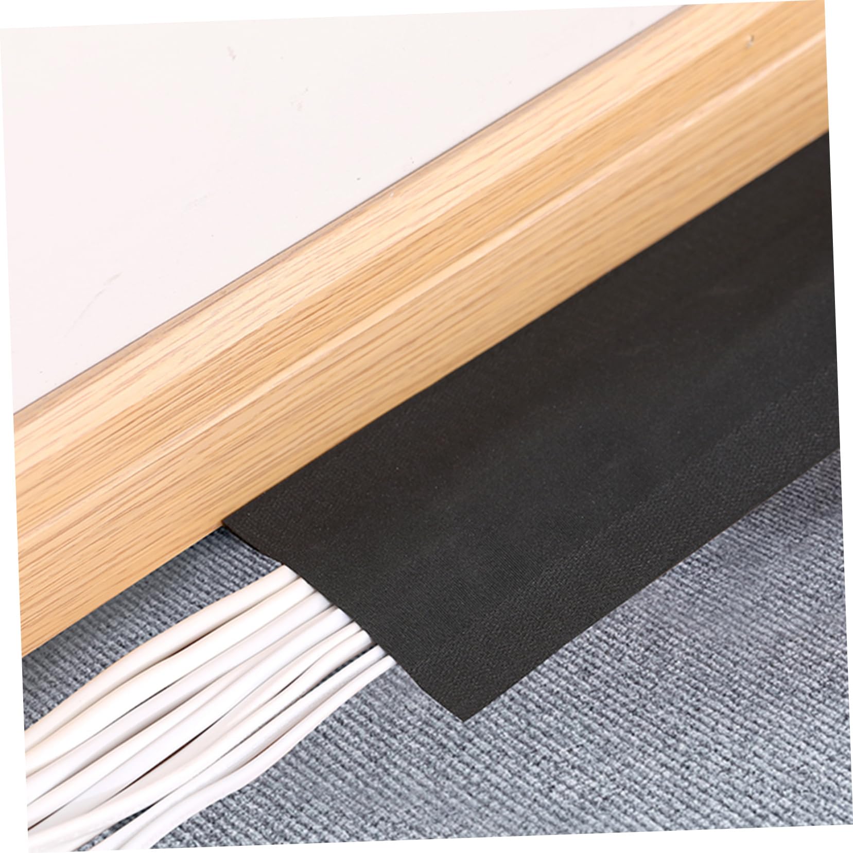 HOLIDYOYO Cable Grip Strip Self Adhesive Carpet Cable Cover Protector for Flexible Cord Management Tool Easy to Install Hook and Loop Design