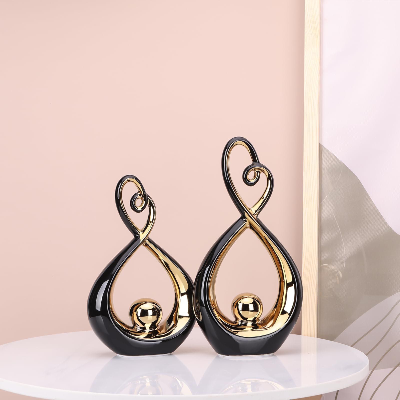 9,4 inch H Wit Goud Abstracte Sculpturen Home Decor, Keramische Kunst Standbeeld Cool Spullen om op Planken & TV Stand Decor, Gouden Accent Entertainment Center, voor Open Haard Salontafel Eettafel
