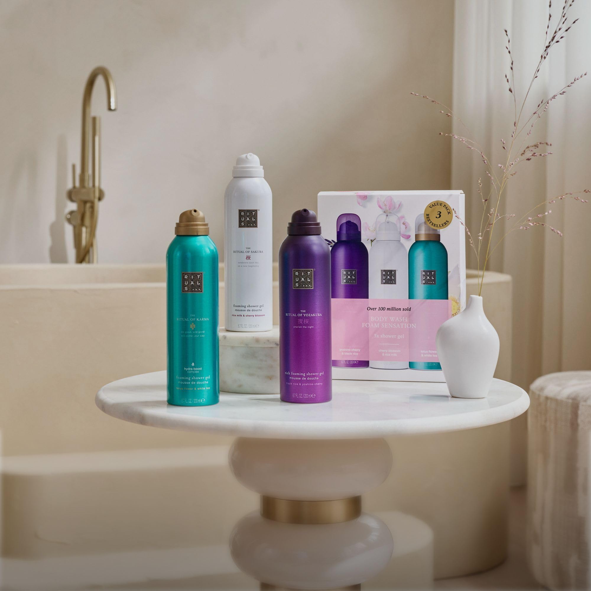 RITUALS Duschschaum Geschenkset – Luxuriöses Pflegeset The Ritual of Sakura, Karma und Yozakura - 3x200ml