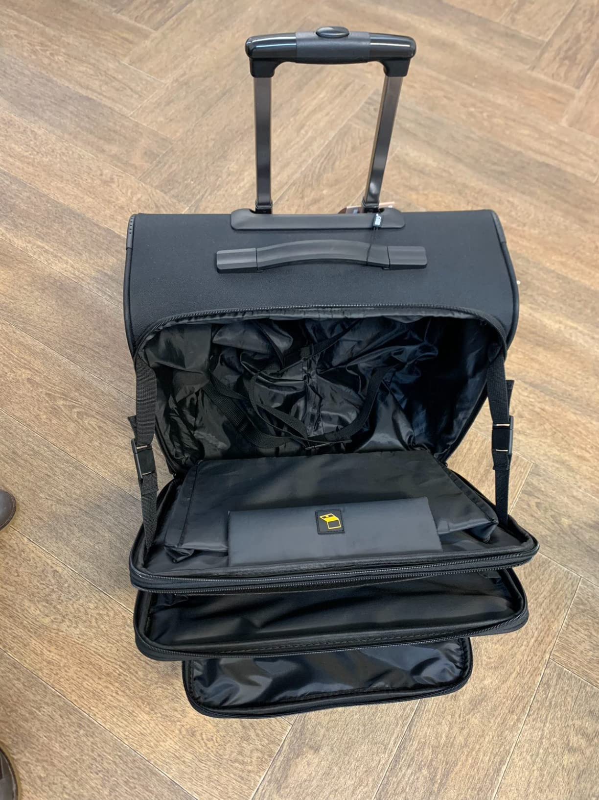 JLY Business Carryon soft suitcase, 15.6 inch Laptop, Pilot Roller