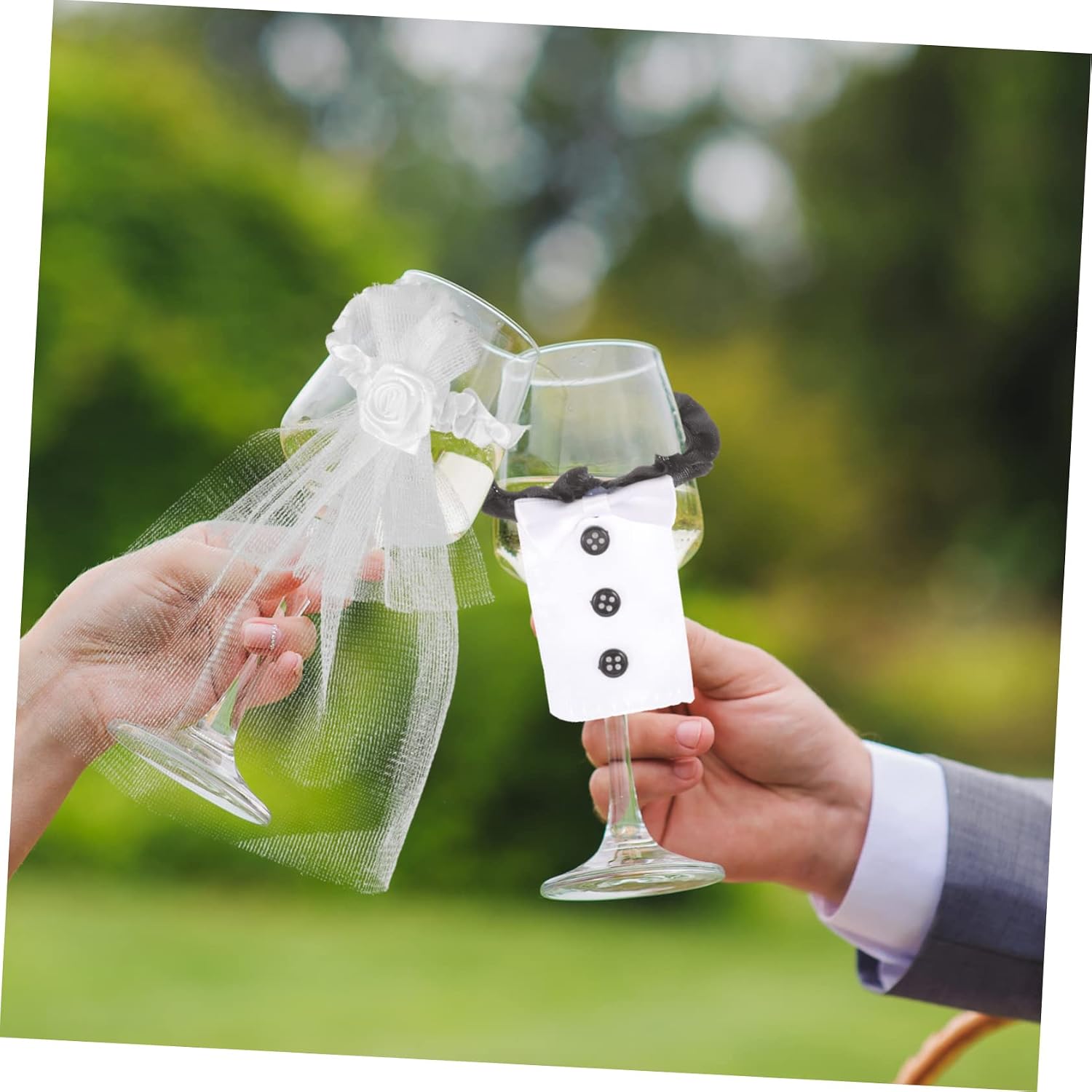 Bride and Groom Wine Glass Cover Cloth Wedding Photos