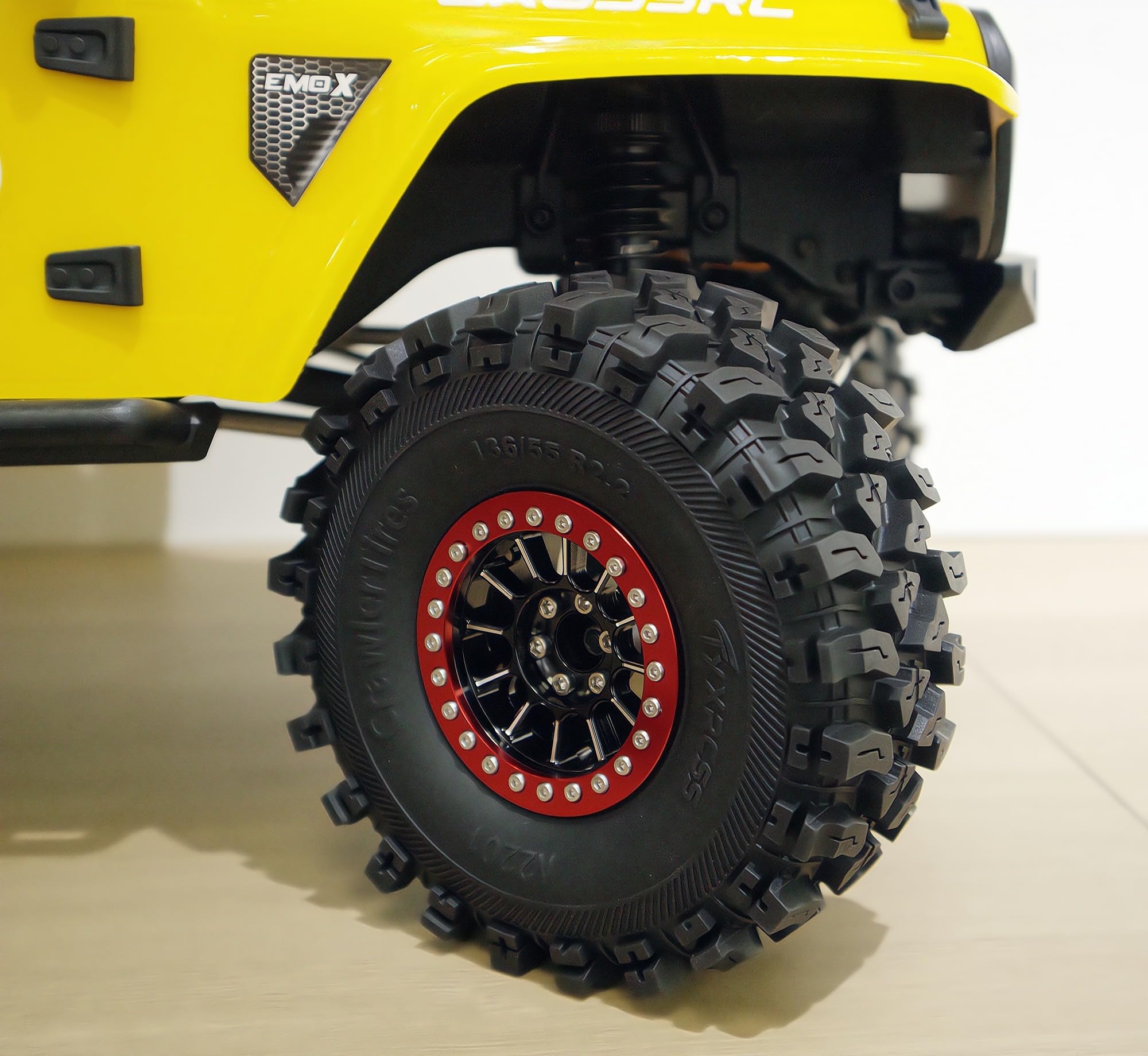 Amazon.co.jp: TxxRcss 2.2 クローラータイヤ 136mm/5.35インチ