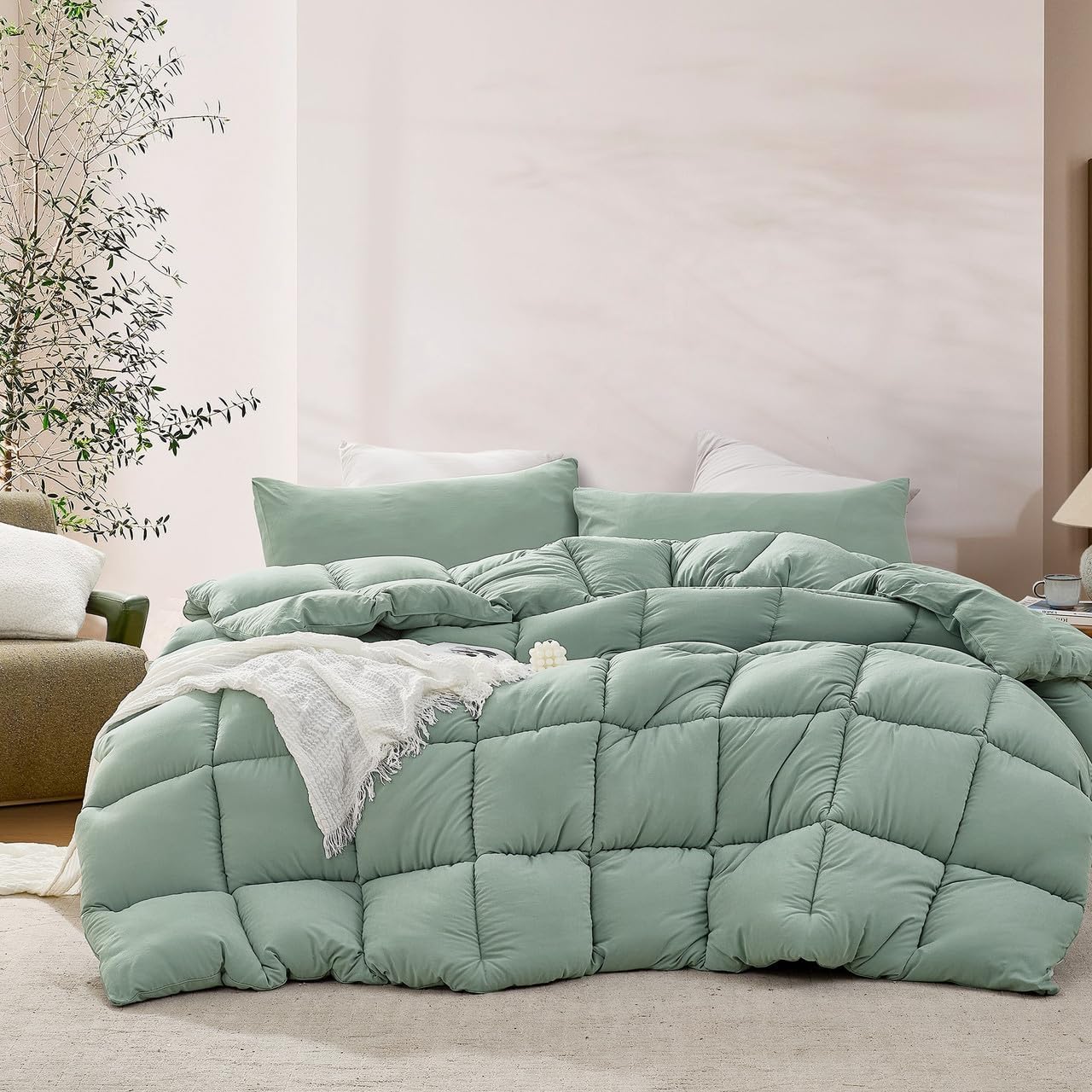 Coma Inducer Thick Being Cool Alaskan King Comforter Set - Chinois Green