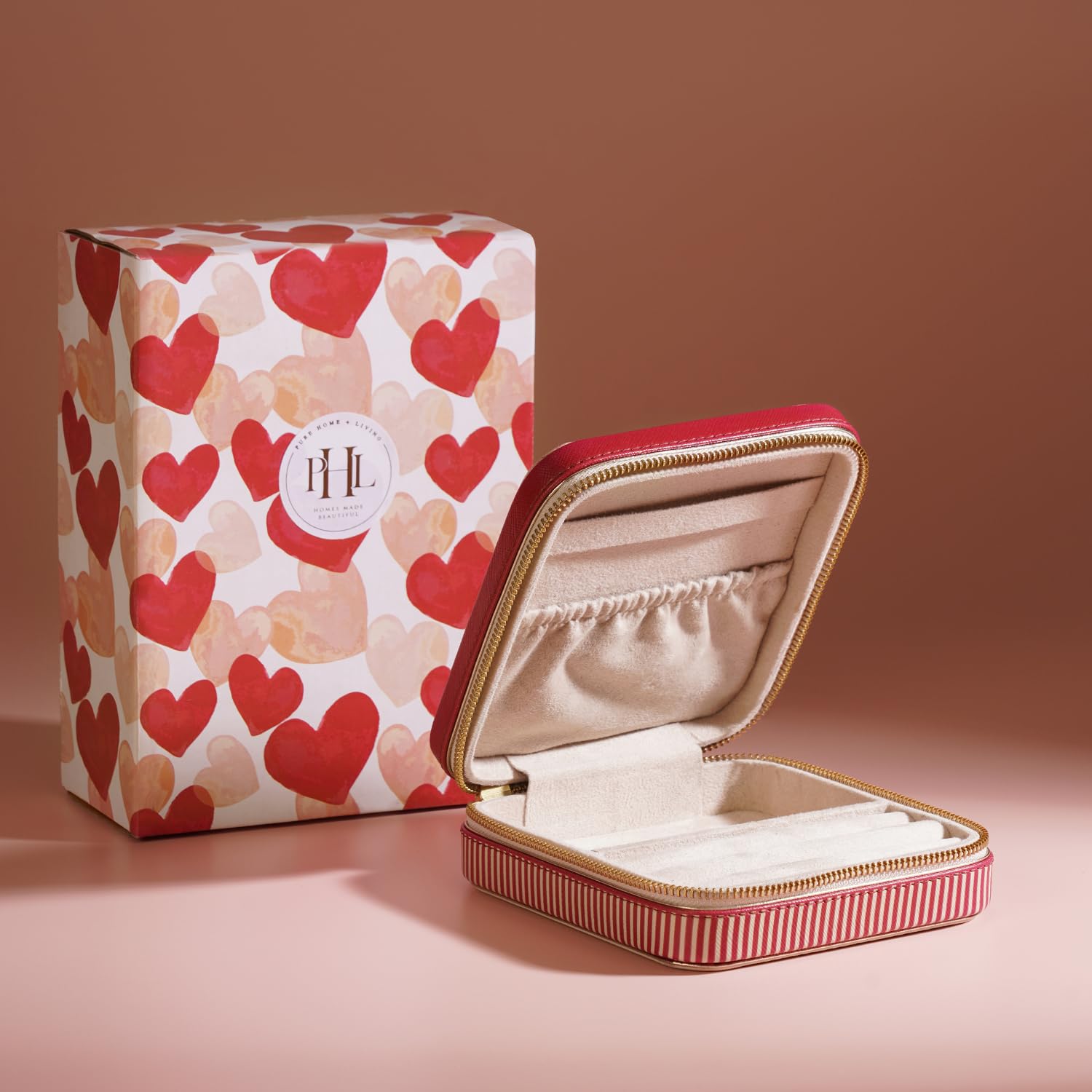PURE HOME + LIVING Pink Heart Print Faux Leather Travel Jewellery Box, Elegant & Durable Organizer for Rings, Earrings & Accessories, Stylish Decorative Accent for Home, Bedroom & Travel (Pack of 1)-image-35