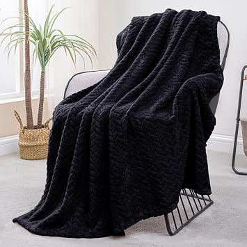 Exclusivo Mezcla Fleece Throw Blanket for Couch and Bed, 50x70 Inches Soft Cozy Jacquard Flannel Blankets, Lightweight Fuzzy Plush Throws for Women, Black
