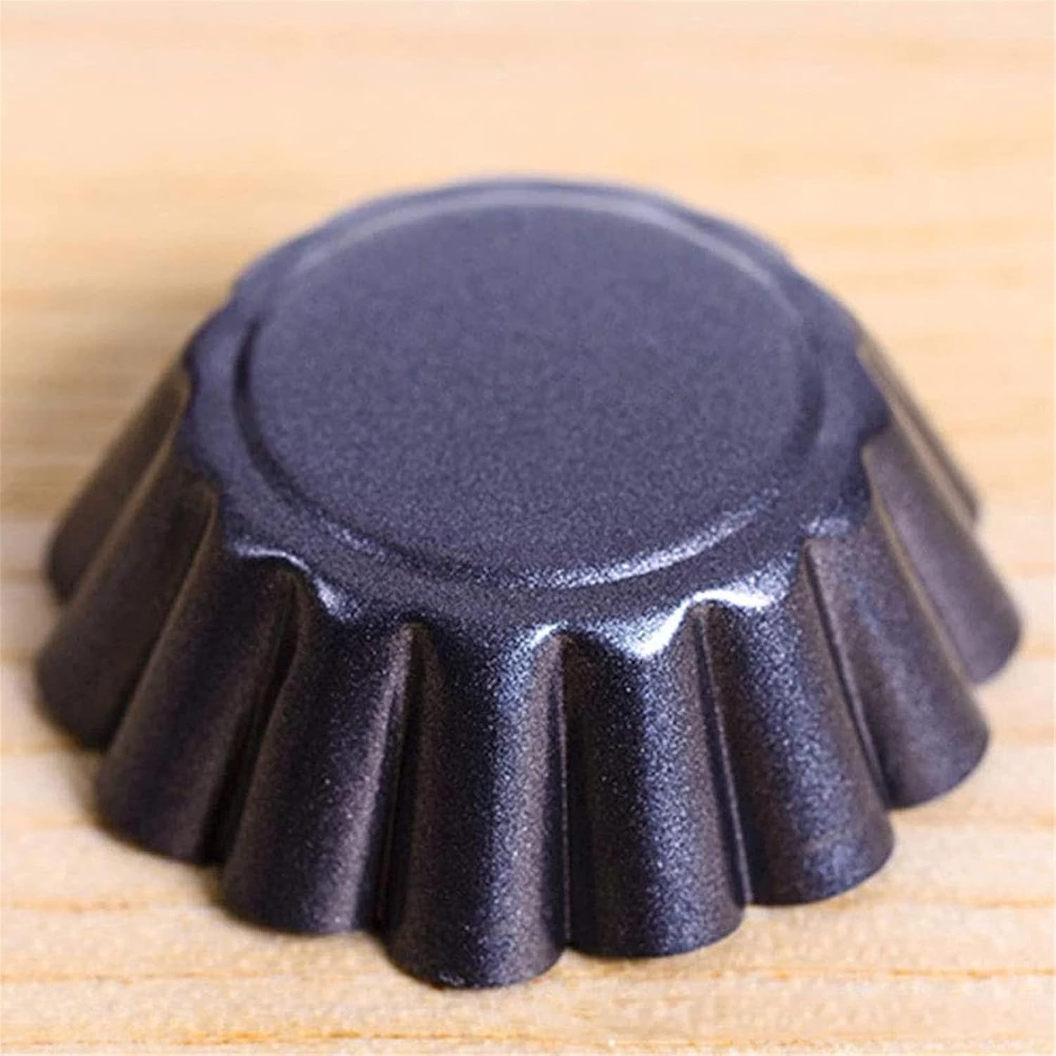 Amazon | エッグタルト型 12ピース DIY.タルトレットモールド非粘着炭素鋼小型卵タルト型リップルフラワーシェイプ再利用可能カップケーキ  クッキーベーキングカップ 便利で実用的 | RAUGAJ | タルト型 エッグタルト型 12ピース DIY.タルトレットモールド非粘着炭素鋼小型 ...