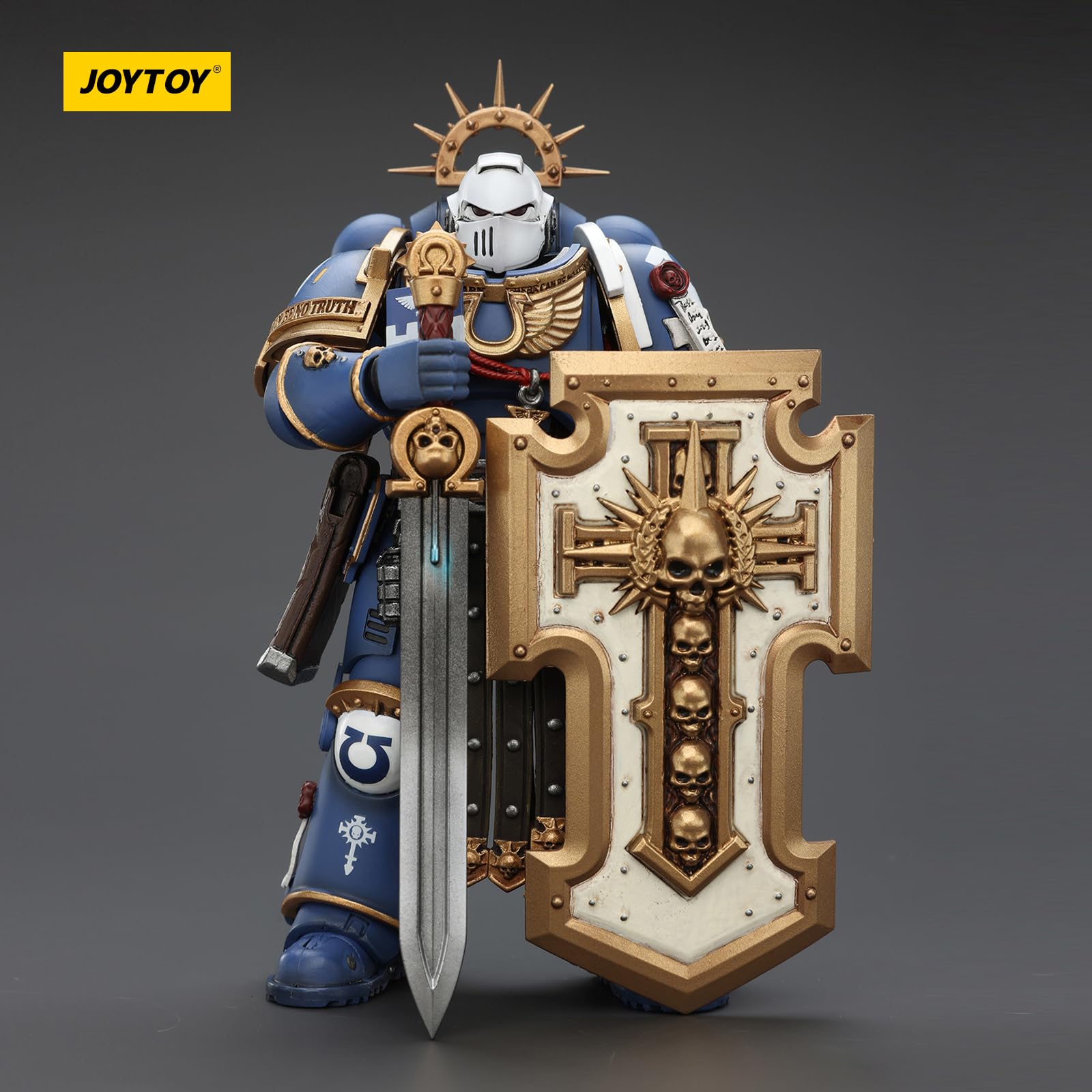 JOYTOY Warhammer 40k Ultramarines Torvald con Spada del Potere, Scudo Tempesta e Pistola a Impulsi 1/18 Figura d'Azione da Collezione e Modello da Esposizione