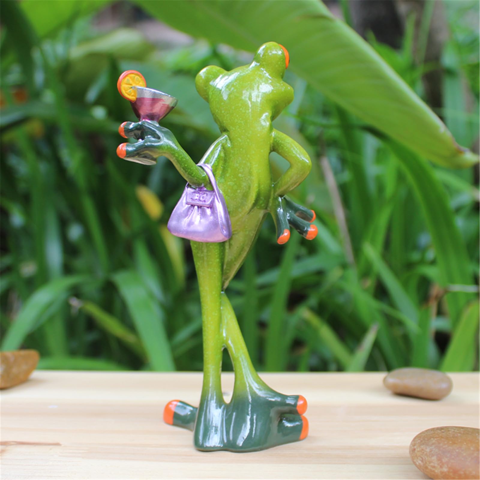Amazon.com: Queemie Creative Frog Drinking Drink Resin Figurine, Lady  Froggy Holding a Cocktail Novelty Mascot Animals 3D Sculpture Statue for  Home Office Desk Decoration Xmas Birthday Gifts : Home & Kitchen