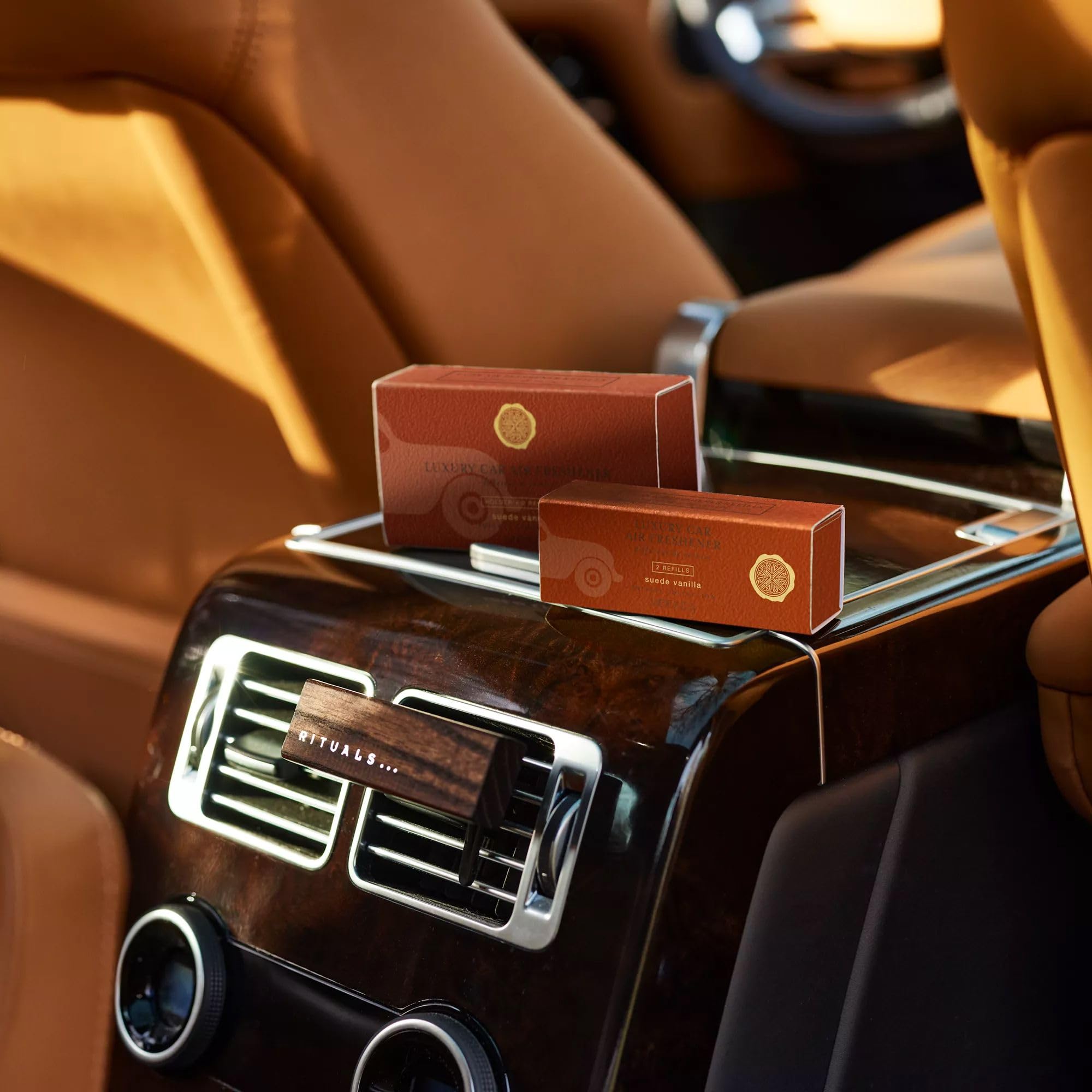 RITUALS Ricariche per Profumatore Auto Suede Vanilla – Due ricariche di profumo della Private Collection, freschezza prolungata – 2 x 3g