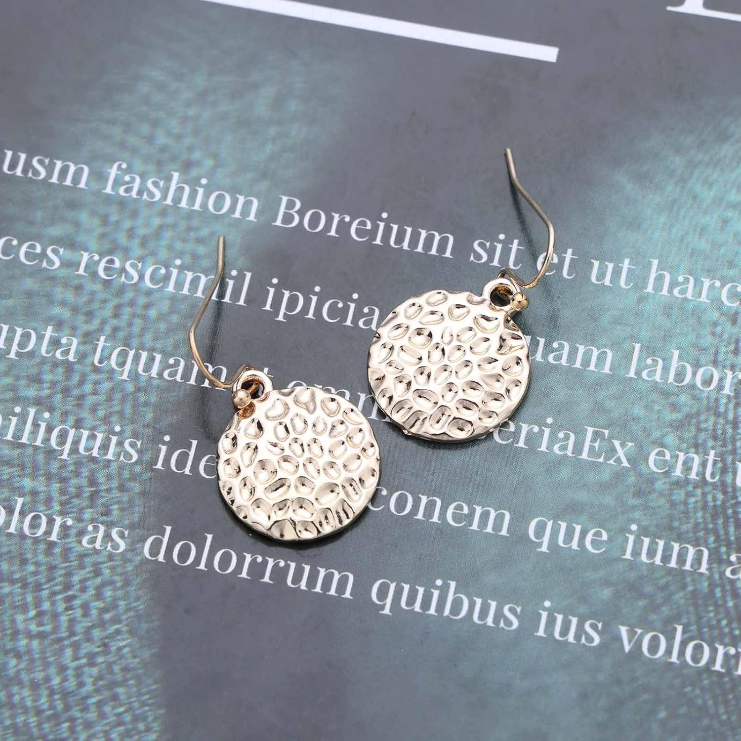 Boho Hammered Disc Dangle Earrings Minimalist Disc Coin Earrings Gold Round Disc Earrings Textured Disc Drop Earrings Geometric Earrings Jewelry for Women - Image 4