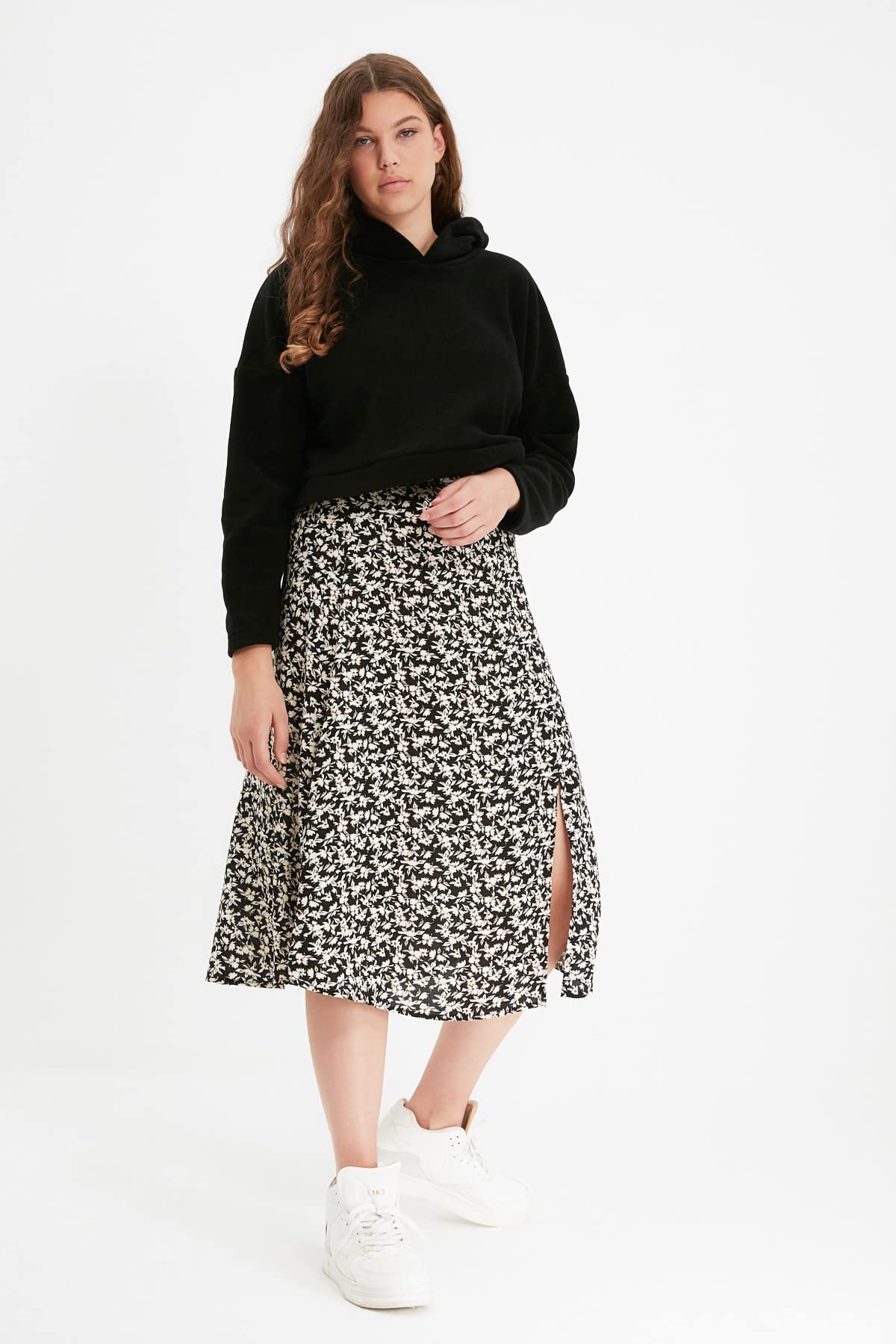 Trendyol Women's Black floral Patterned teardinner Skirt, 40