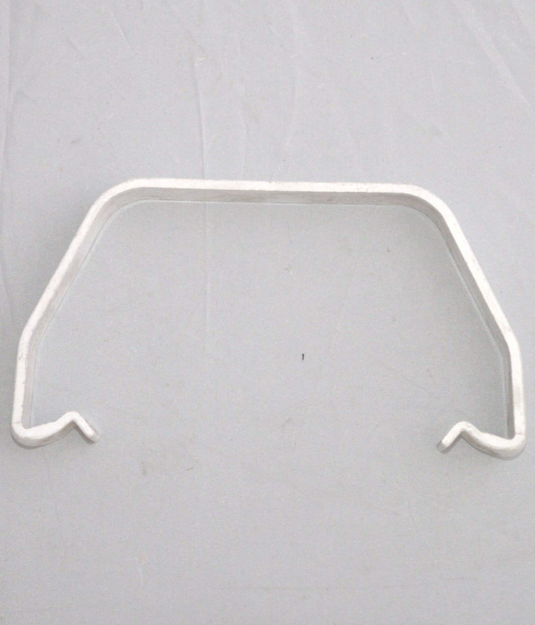 Pack Of 4 X Floplast Spare Gutter Clips For 114Mm Square Line Guttering (Black) 5011141018491