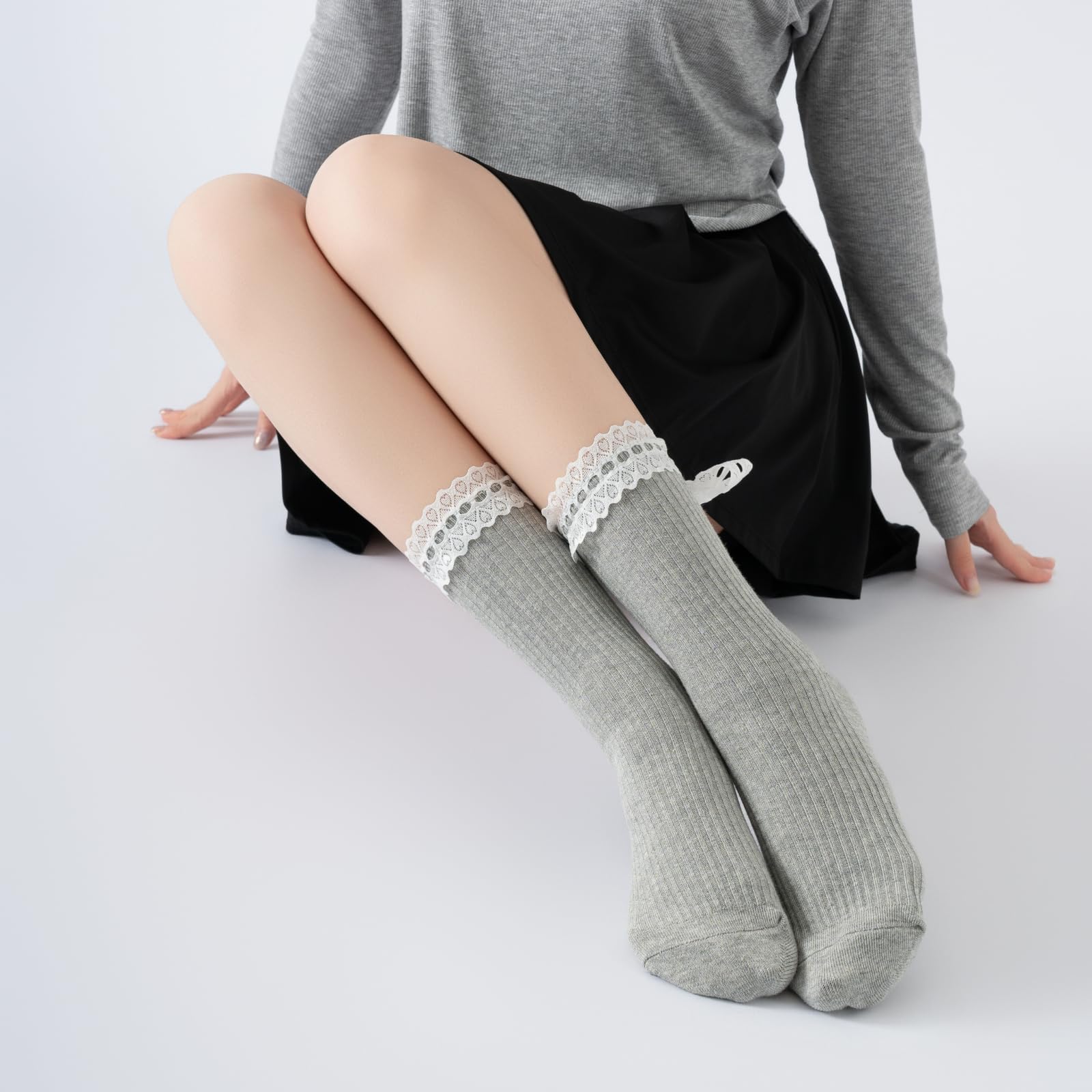 Verdancy Women’s Yoga Pilates Socks with Frills and Lace up Non Slip Cushioned Grips Crew Socks: One Size Light Gray