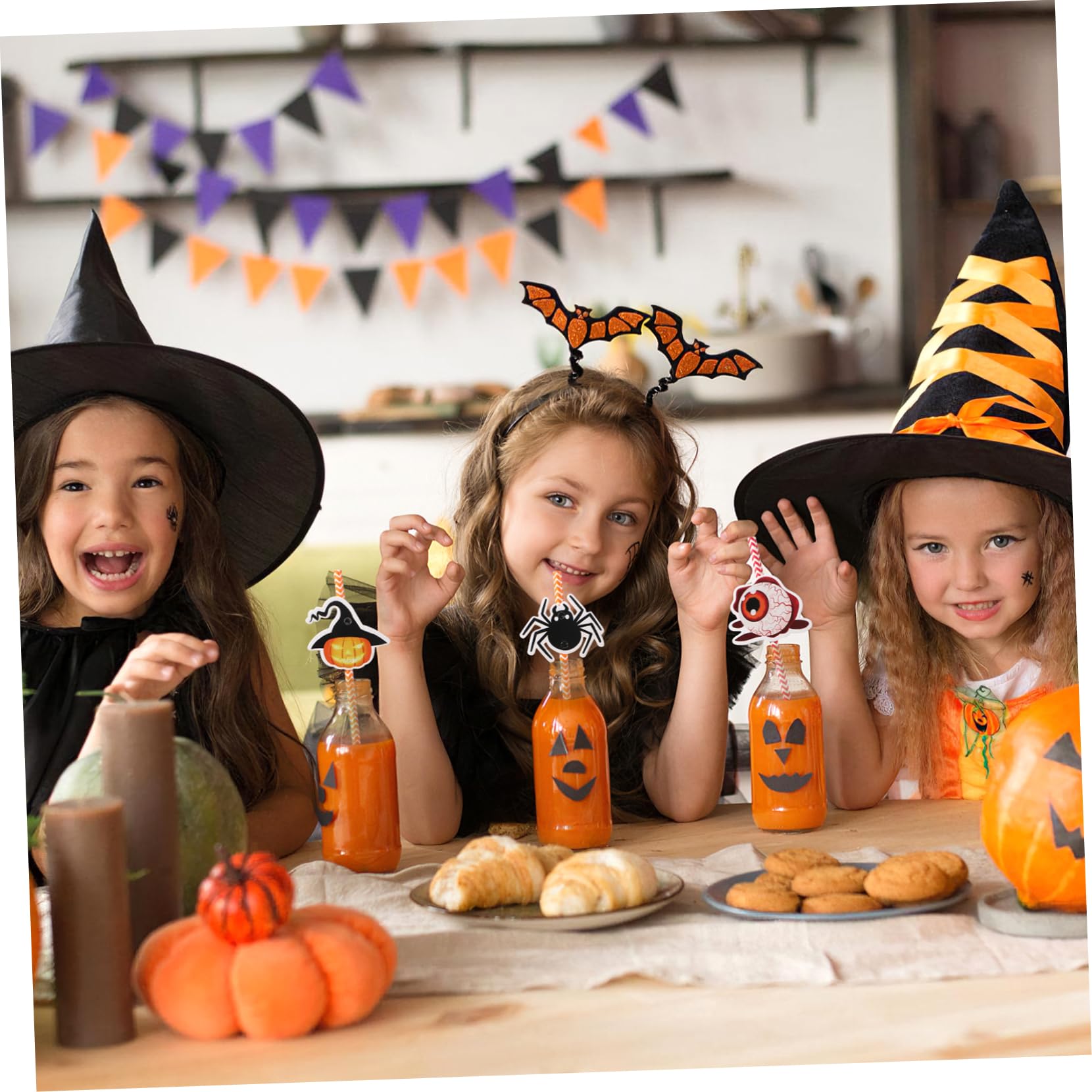Cabilock 6 Confezioni Cannucce di Carta di Halloween Stampa Colorata Strisce per Feste e Uso Familiare Decorate con Elementi come Ragnetti, Teschi, Bulbi Oculari, Luci di Zucca e Cappelli