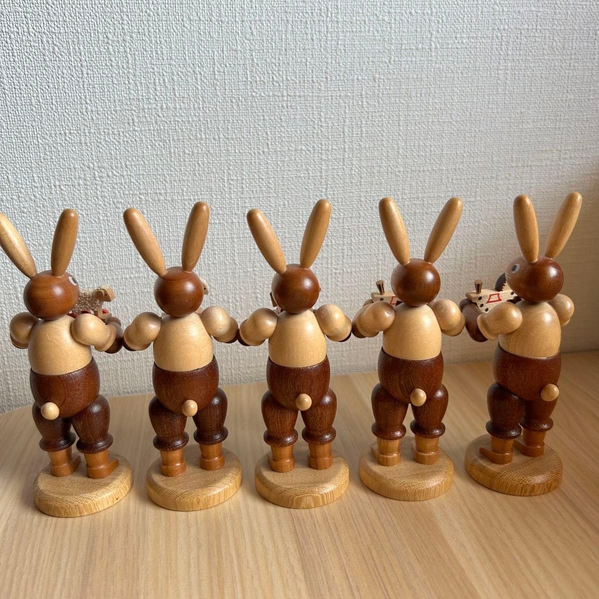 MULLER 工場 ミュラー ドイツ ザイフェン イースターバニー 5体セット
