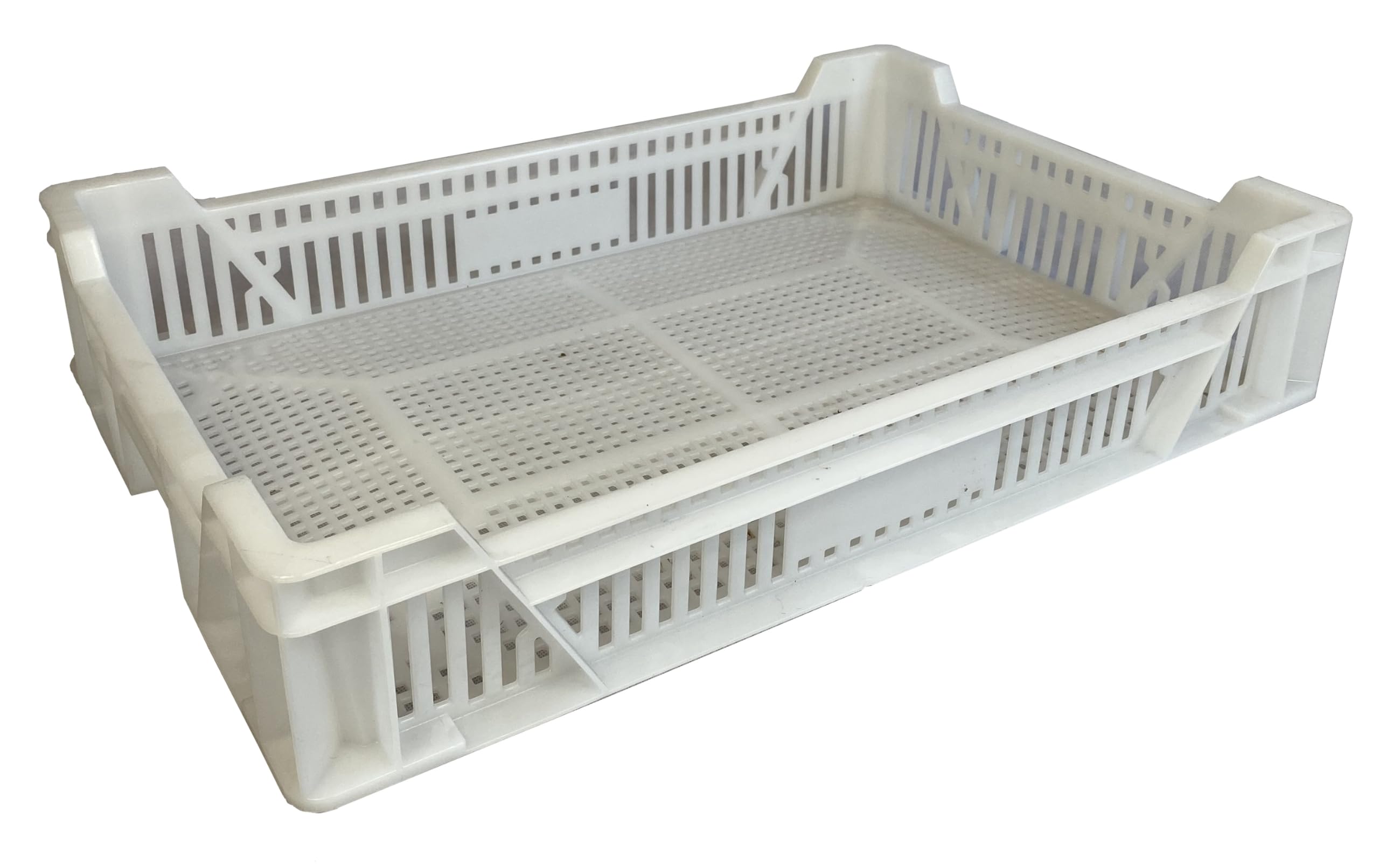 Solent Plastics 22 Litre Ventilated Euro Plastic Catering Stacking Container - 60 x 40 x 12cm - Temperature Range Between +75C and -40C, Perfect for Freezers and Suitable for Dishwashers (10)