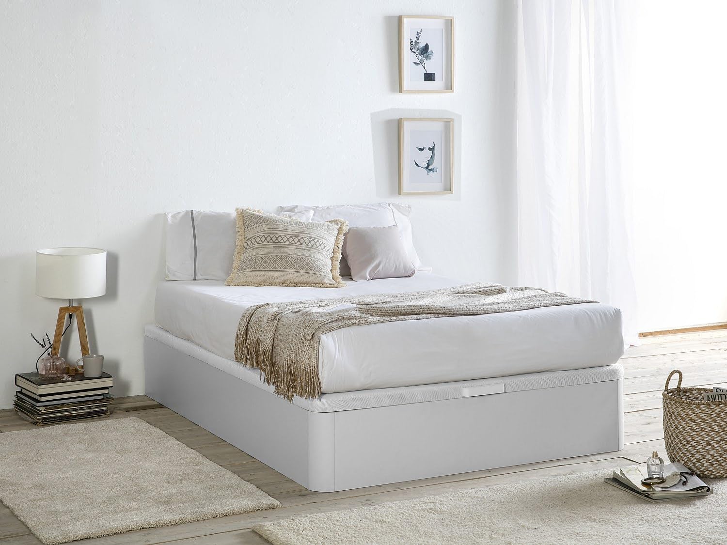 Vente-unique Sommier Coffre HESTIA de DREAMEA Play - Blanc Mat - 140 x 190 cm