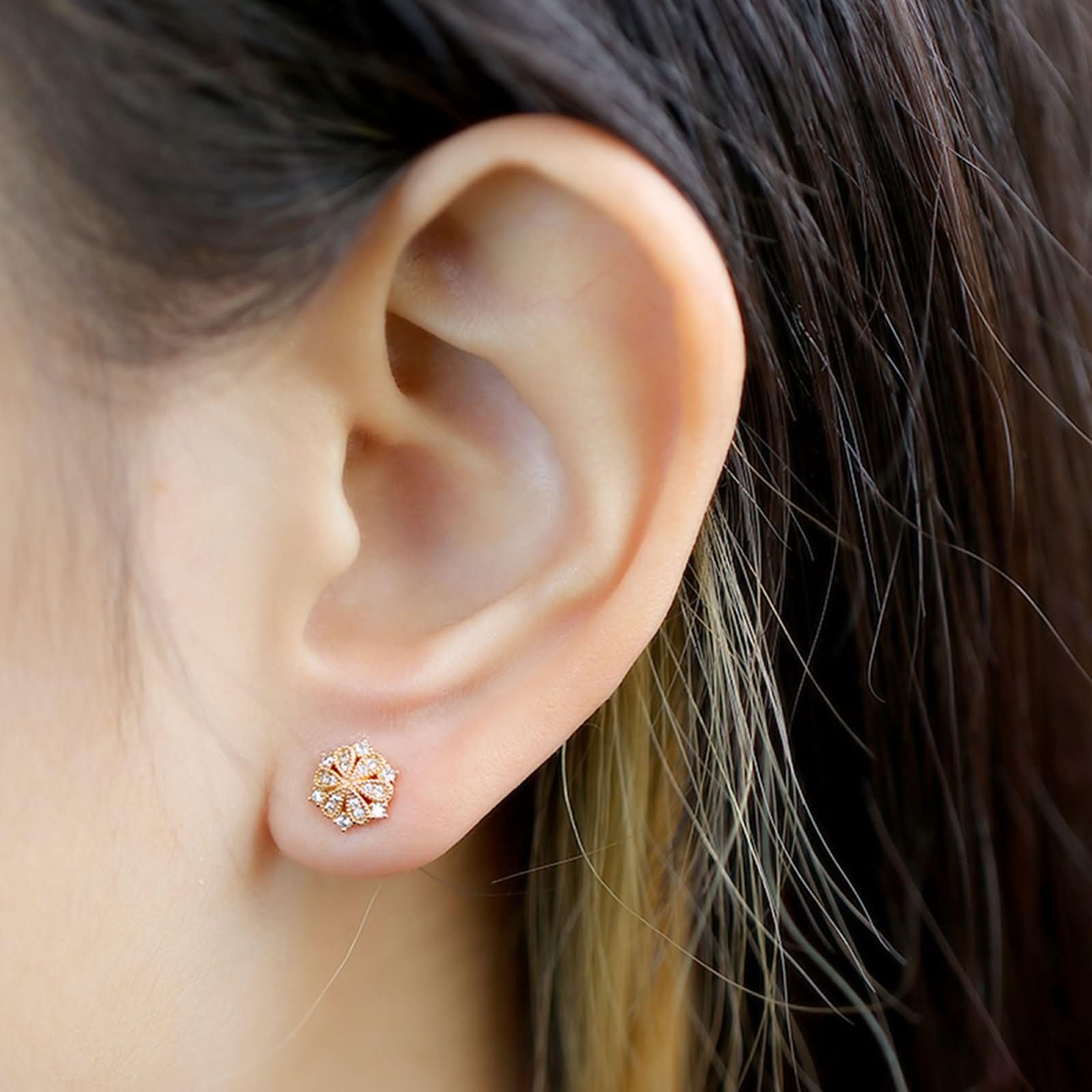Pendientes de mujer en oro amarillo de 9 K/14 K/18 K Moissanita flor pendientes