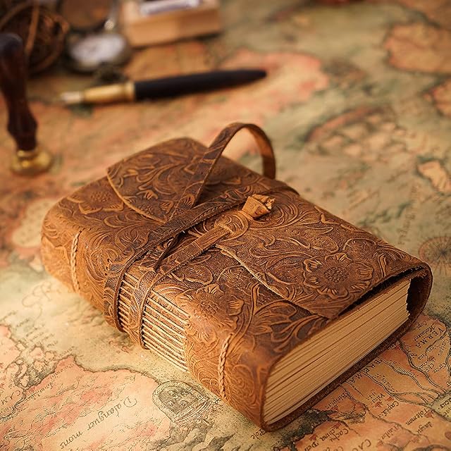 Aceshop Vintage Leather Journal Antique Handmade Leather Bound Journal 400 Pages Travel Journal Notebook with Blank Unlined Paper, Leather Strap Closure and Classic Embossed Design for Men & Women