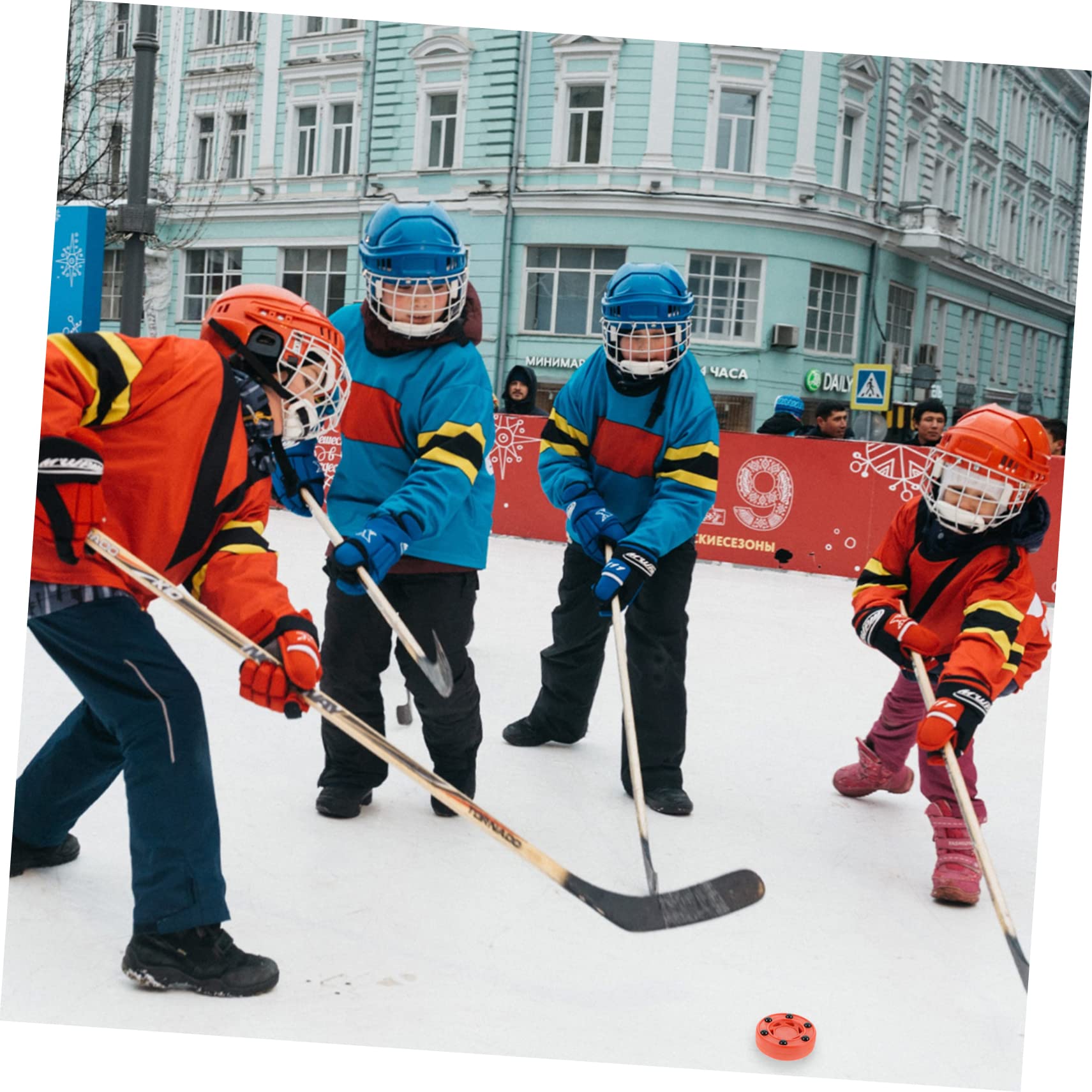 Yardwe Roller Hockey Puck Lightweight Composite with Shockproof Core for Indoor Outdoor Training Competition Inline Street Hockey Puck