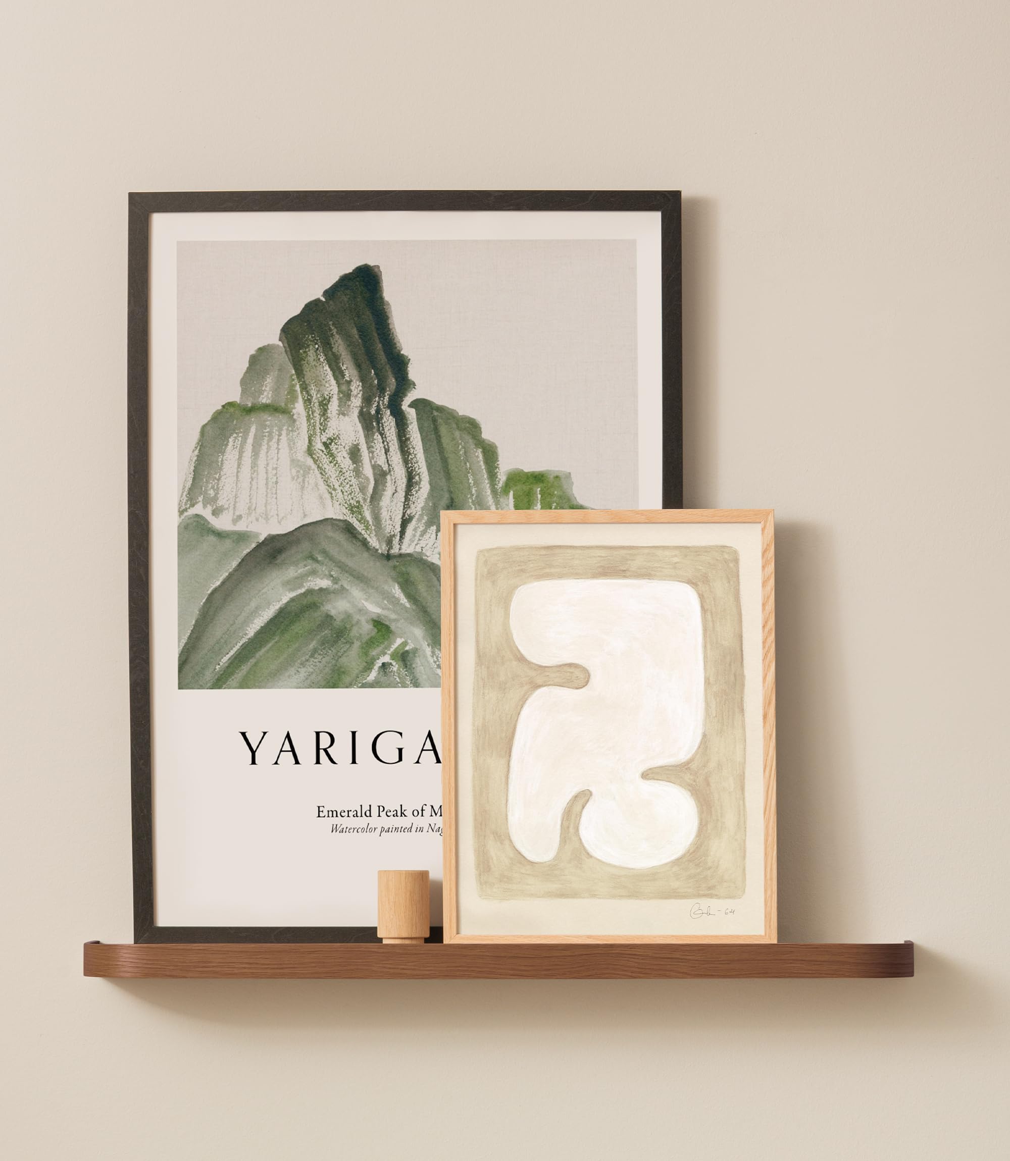 Kazai.® 31.5 inches Wall Shelf 'Toke' | Picture Ledge in Real Wood Veneer | Floating Wooden Shelf for Photos, Wall Decor, and Storage in Bathroom,