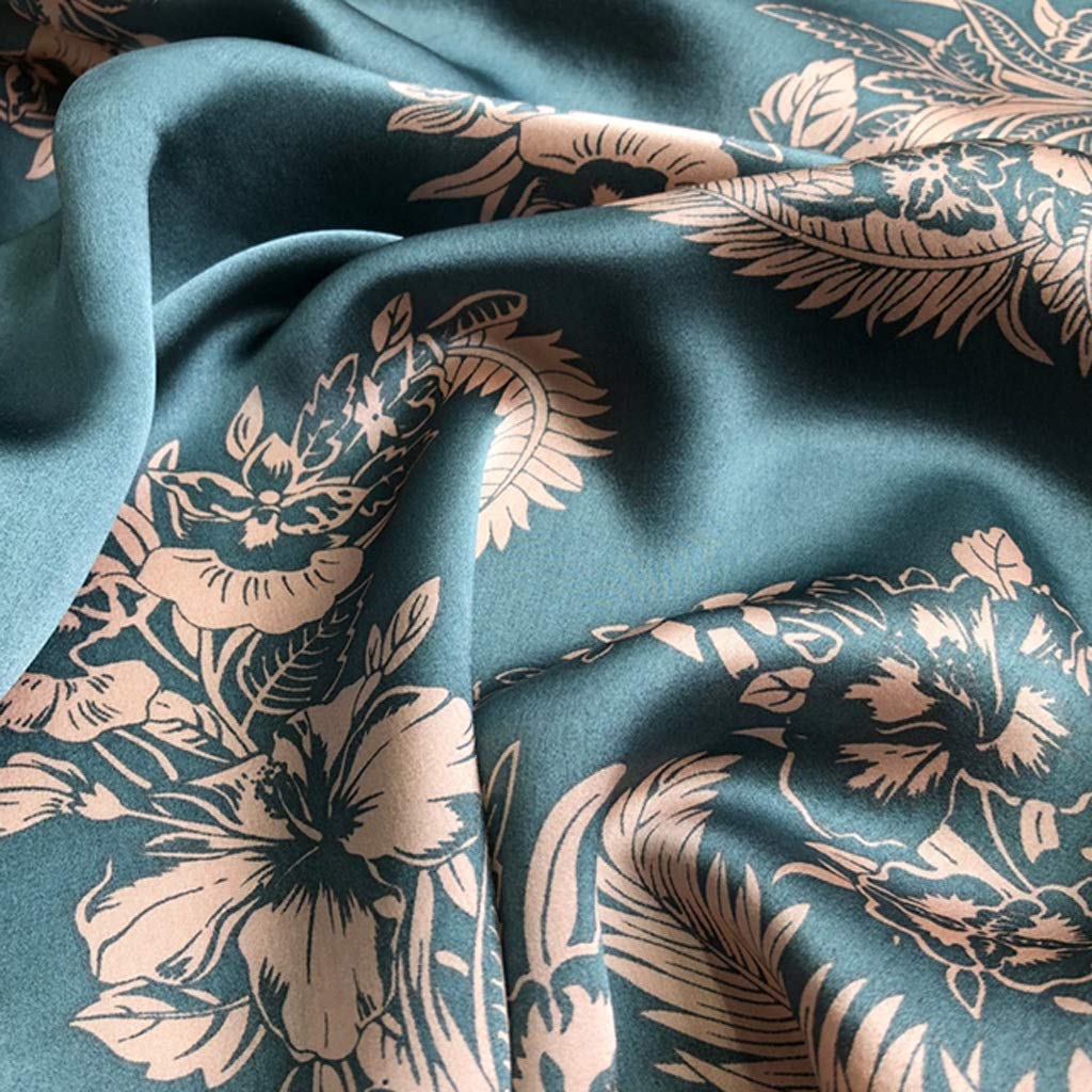 Design Seidenschal Seewasser Grün Batikeffekt Maulbeerseide Geschenk Selbstgemachter Seidenschal lang