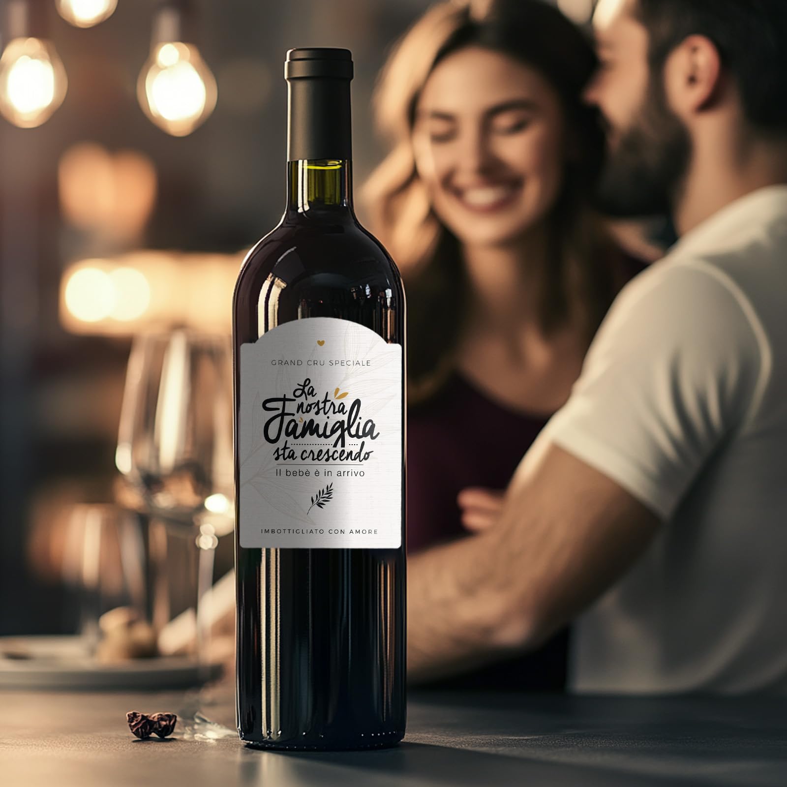 Manahia - LOTTO DI 4 Etichette bottiglia gravidanza | La nostra famiglia sta crescendo, il bebè è in arrivo | Annuncio nascita, etichetta vino, sorpresa gravidanza, regalo originale annunciare nascita
