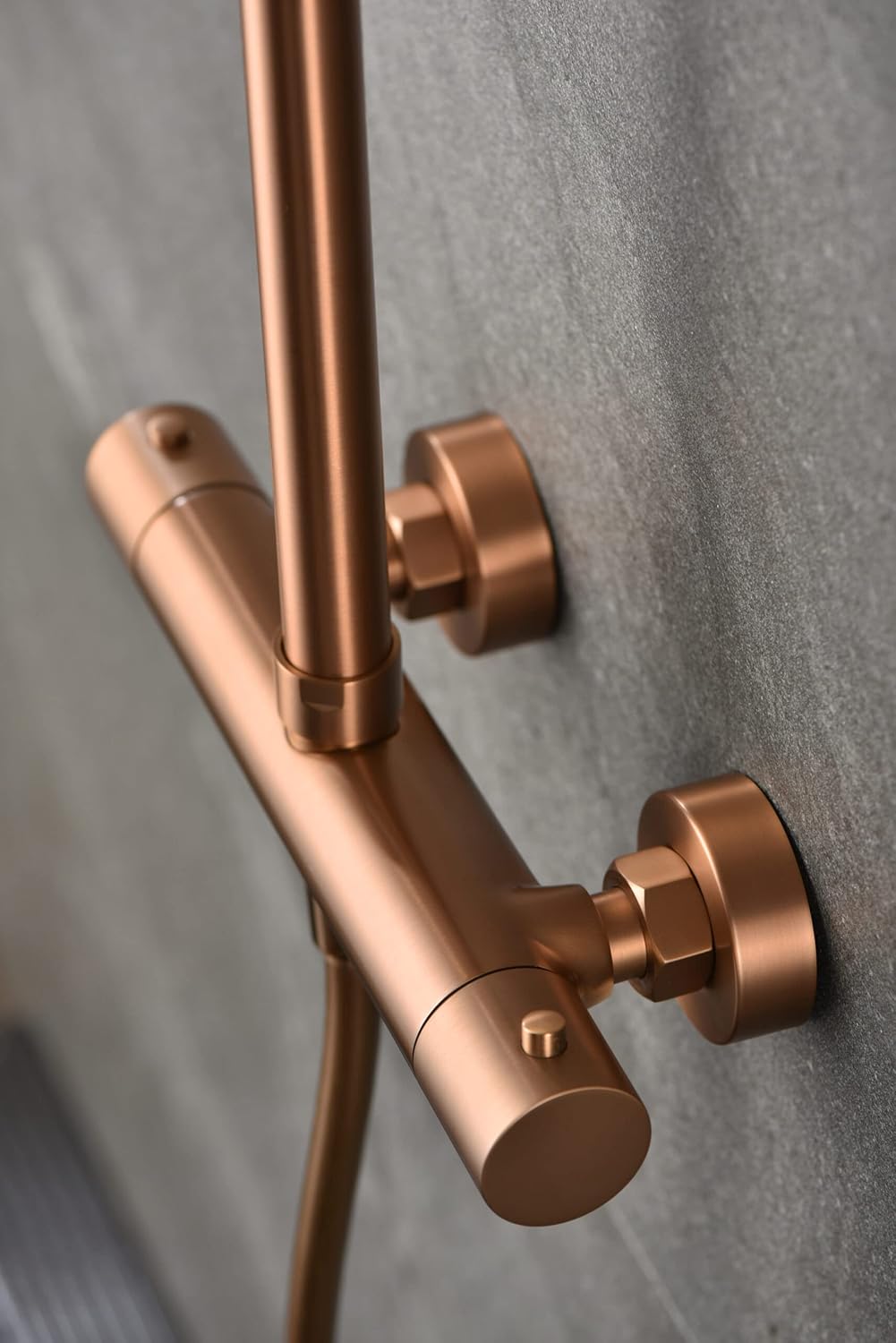 Close-up of the thermostatic mixer with control knobs