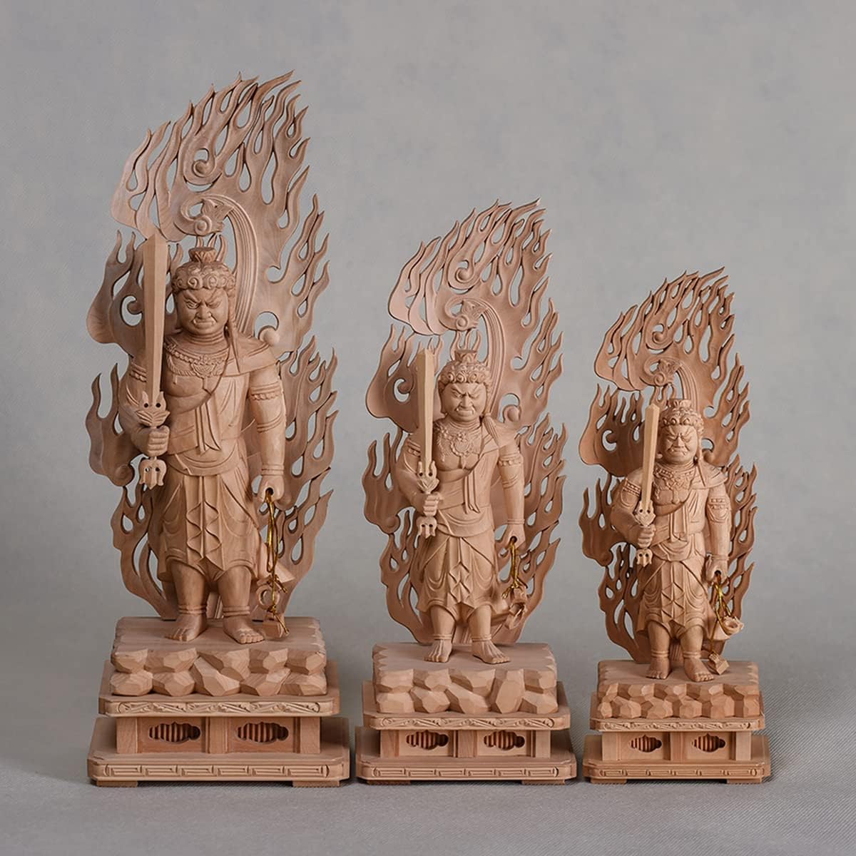 大仏師 長田晴山 作 一葉観音ブロンズ像 銅製 仏像 共箱 オブジェ置物金属工芸 大仏師 長田晴山 作 一葉観音ブロンズ像 銅製 仏像 共箱 オブジェ置物