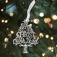 Vista 5 de Adorno colgante de Navidad grabado en forma de árbol de metal plateado con texto en inglés "O Come Let Us Adore Him Christ the Lord", 2.75 pulgadas
