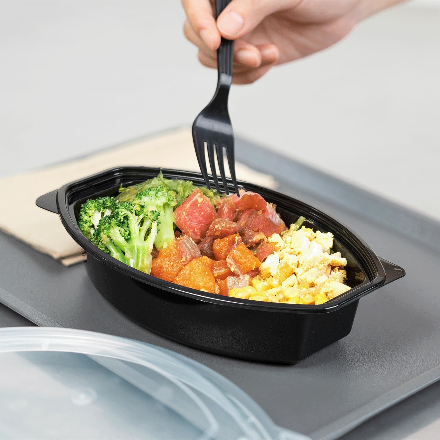 Karat 24oz Reusable Microwaveable Oval Meal Prep Containers with Clear Lid, 150 Sets, IM-FC6024B