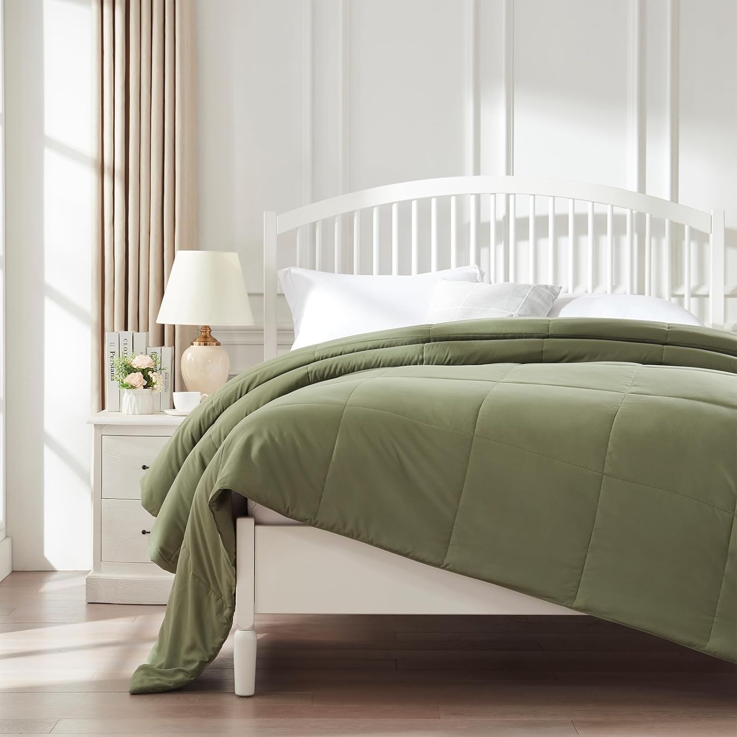 SunStyle Home Olive Green Quilt Queen Lightweight Comforter