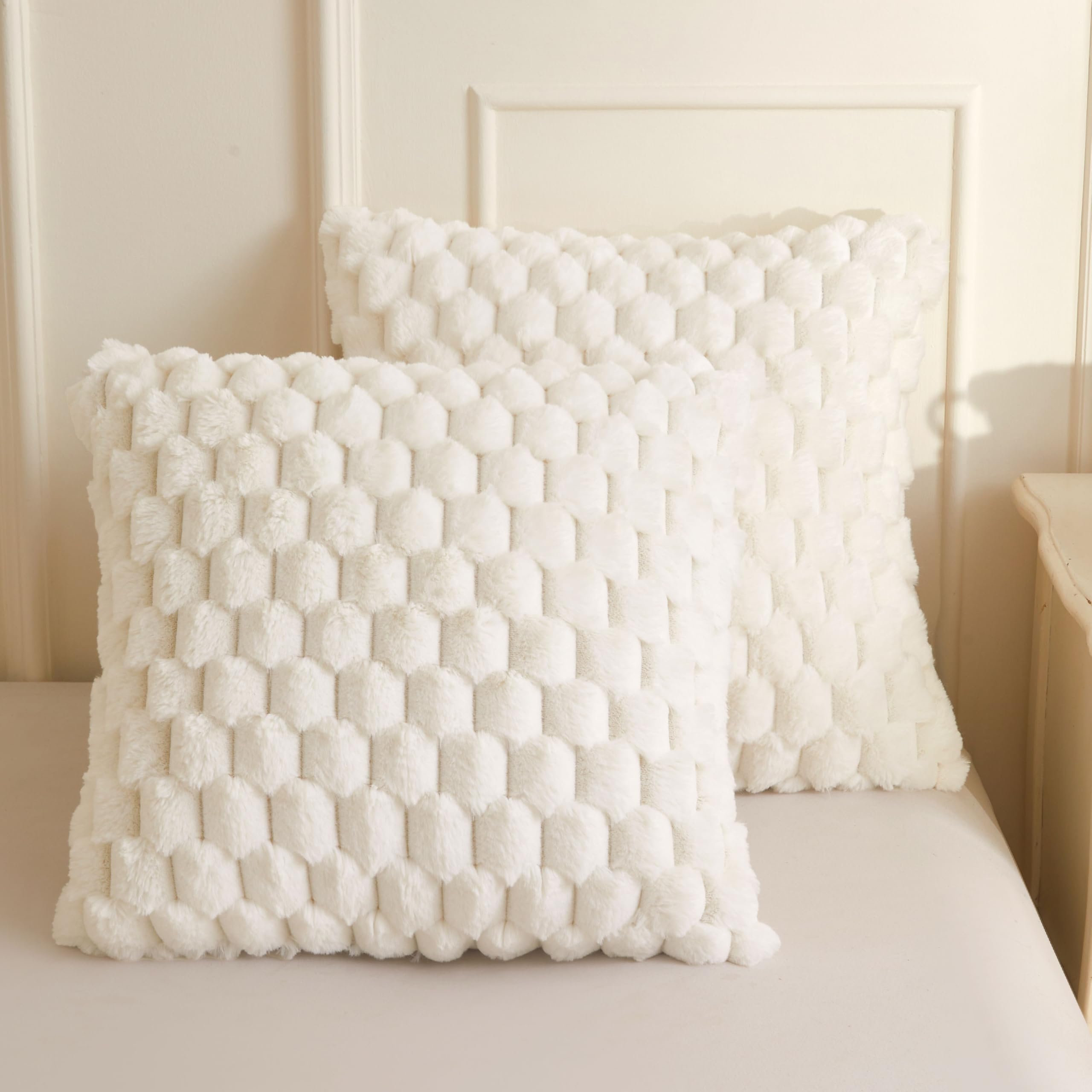 XeGe 3D Bubble Fluffy Faux Rabbit Fur Decor Cushion Covers 45x45cm, Beige