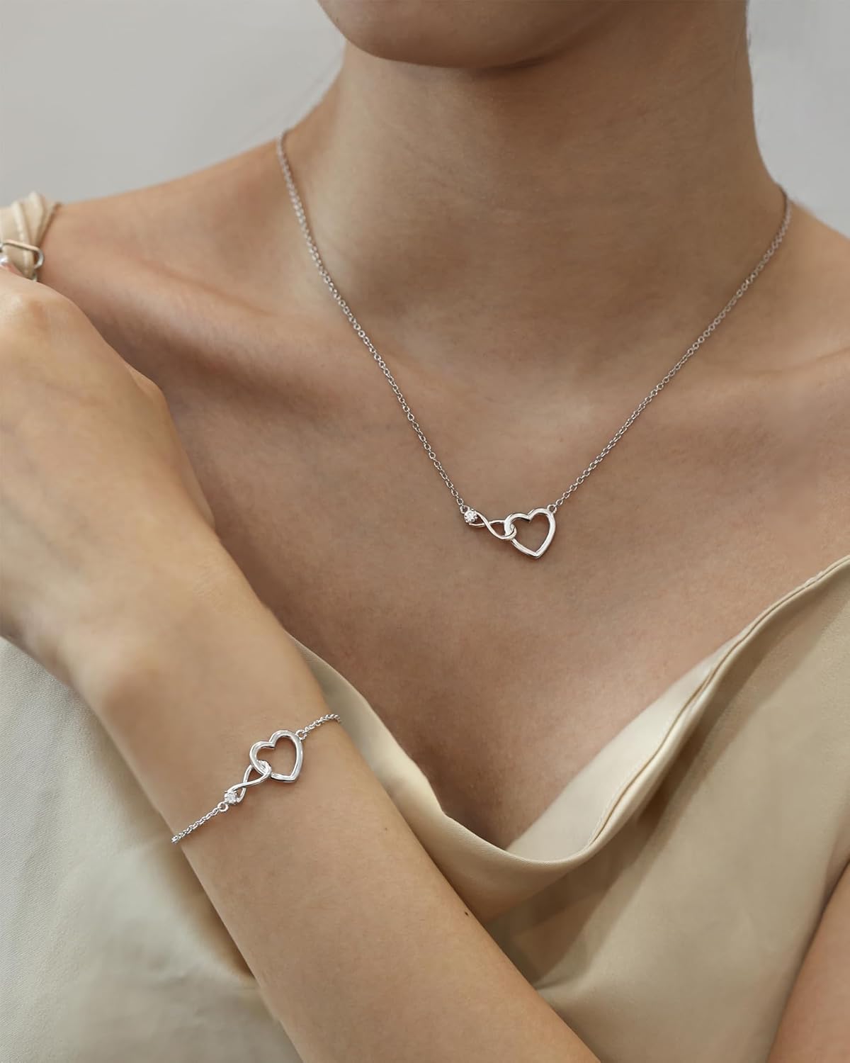 FANCIME 14K Real Solid Gold Infinity Love Heart Necklace with Moissanite Fine Jewelry Promiss Anniversary Birthday Gifts for Women Mom Daughter Her